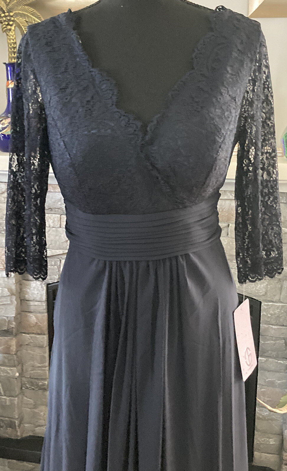 NWT JS Collection Dinner Wedding Empire Waist Lace V-Neck Women's Gown size 8