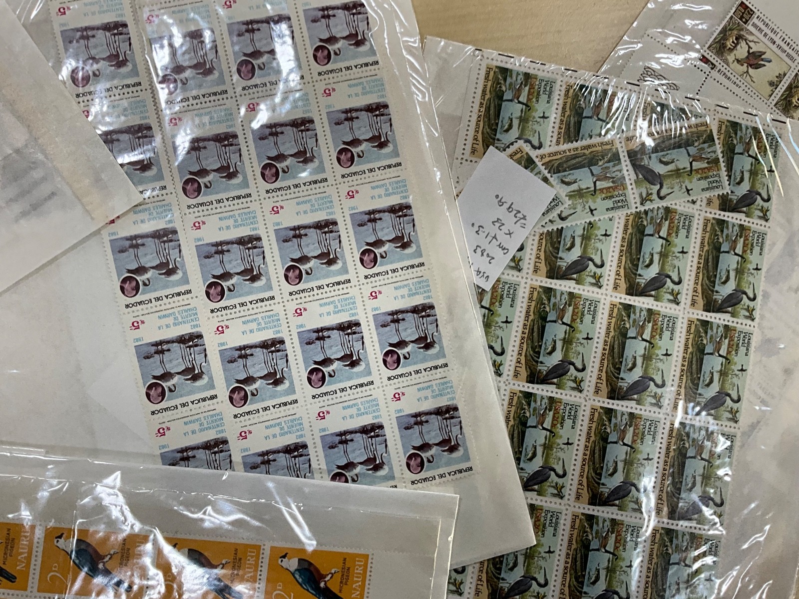 Birds on stamps MNH cat value over £9000 ex dealer stock t29