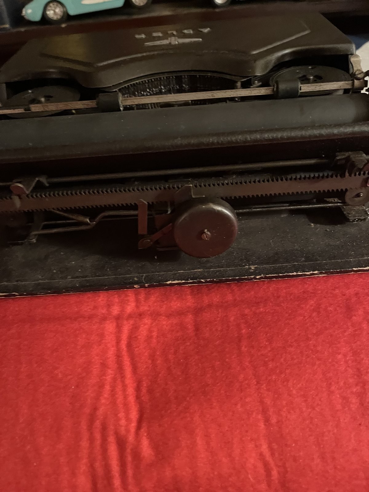 1930s German Adler Favorit No. 7 Field Typewriter Qwertz Keyboard Portable Rare