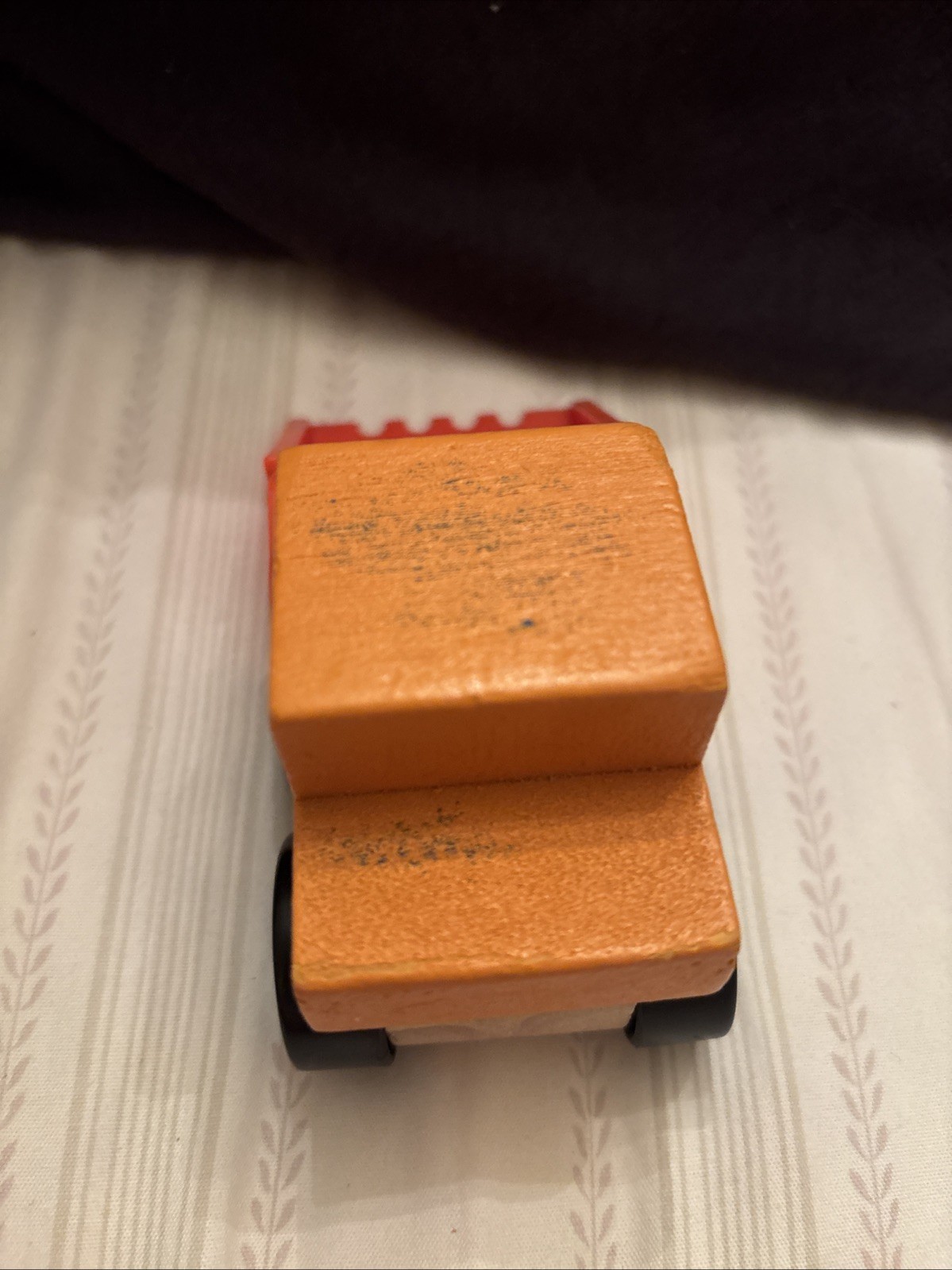 Giggle Scape Wooden Toy Truck Excavator Construction Vehicle