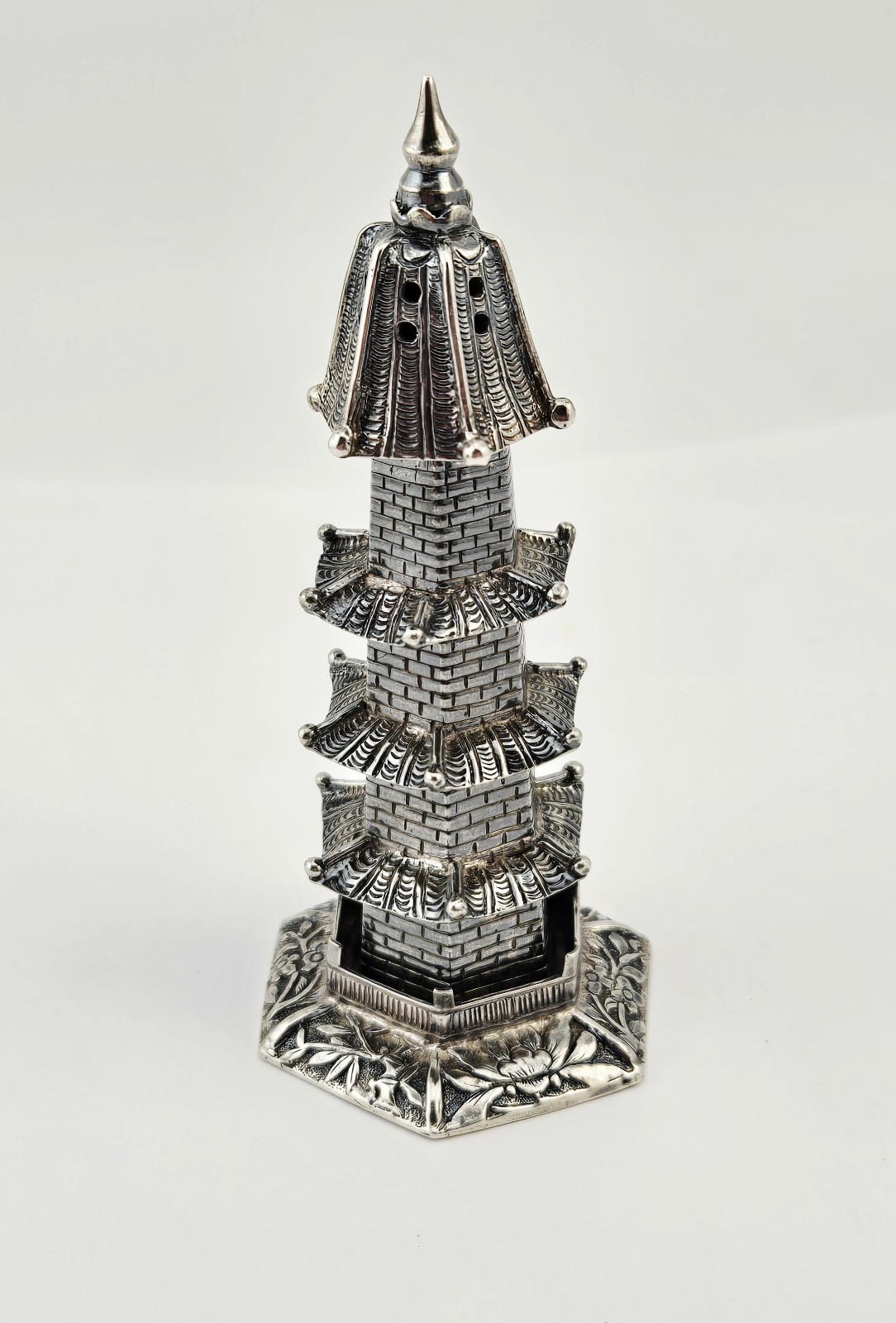 Vintage Japanese Sterling Silver Pagoda Salt Pepper Shaker 3.25" Temple- 31.3g