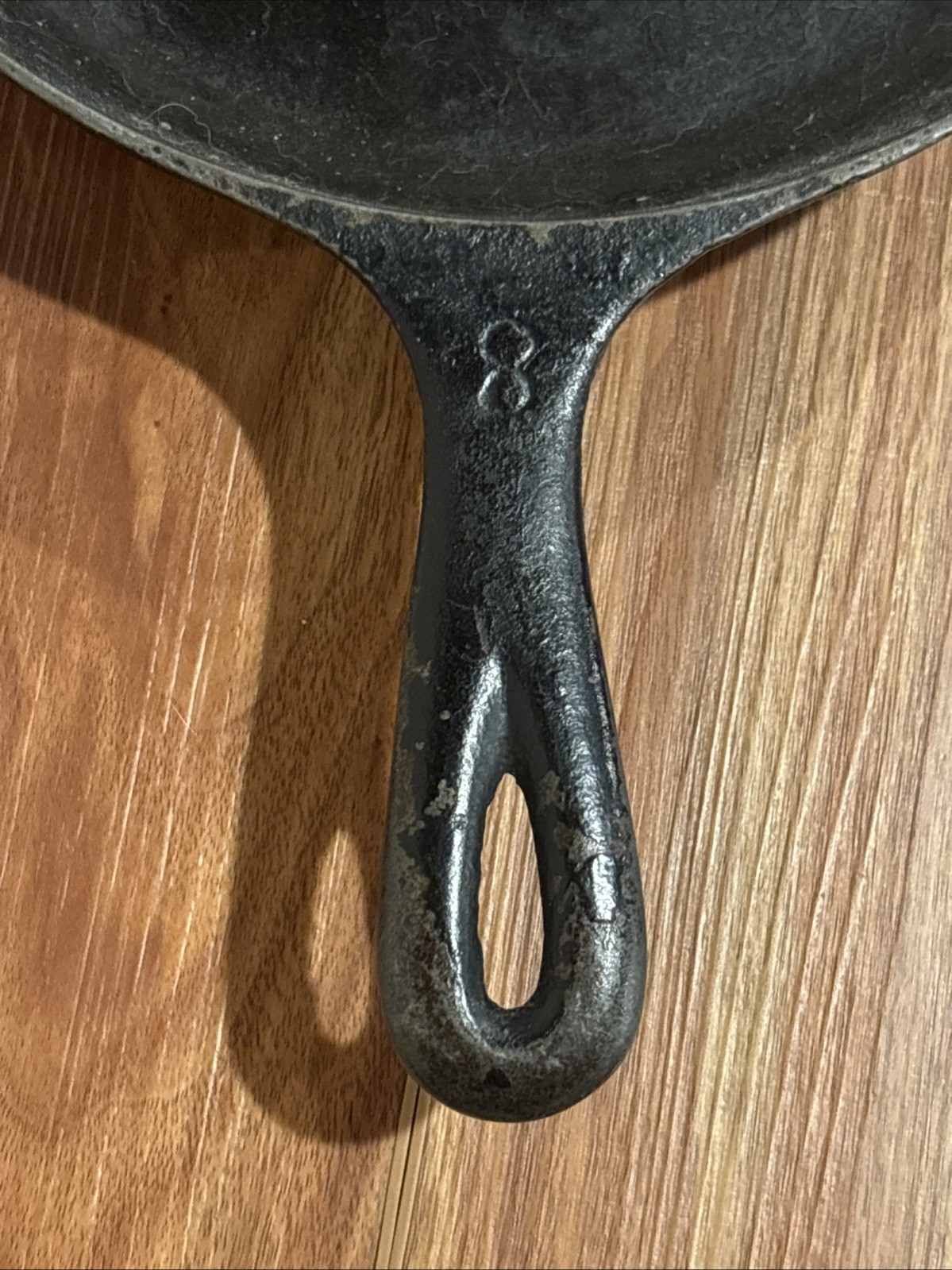 Antique Martin Stove & Range Company Cast Iron No. 8 Skillet - Hamburger Logo