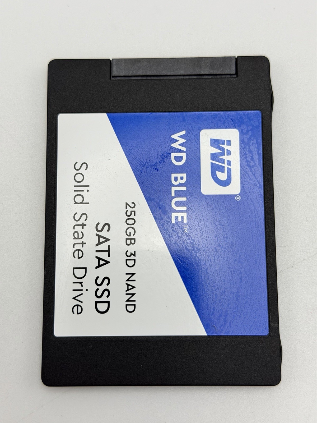 250GB / 256GB SATA 2.5" SSD - Mixed Brands, Tested/working HIHG Health, 1pc