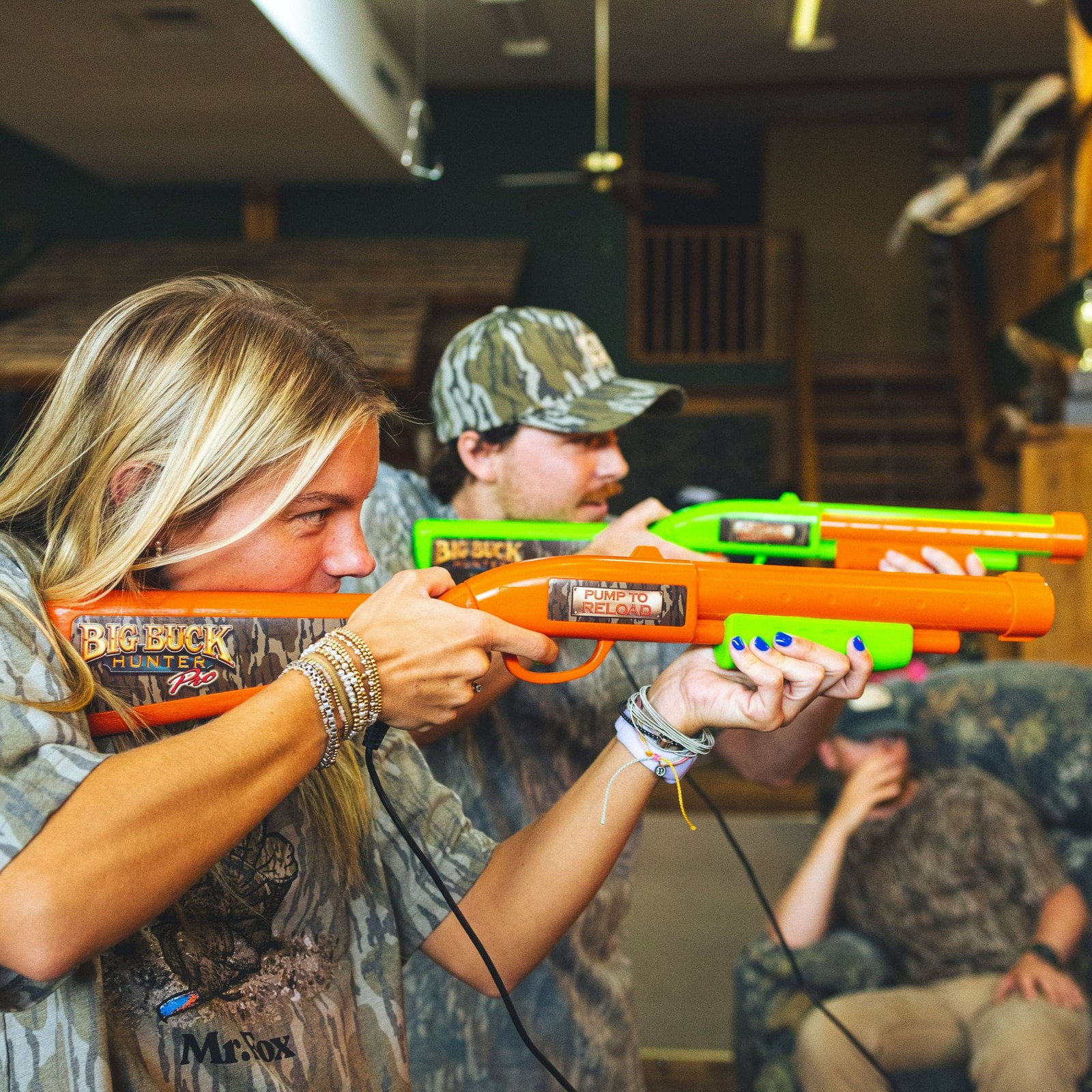 Big Buck Hunter Mossy Oak Deluxe Arcade Machine Full-Size Cabinet Multiplayer