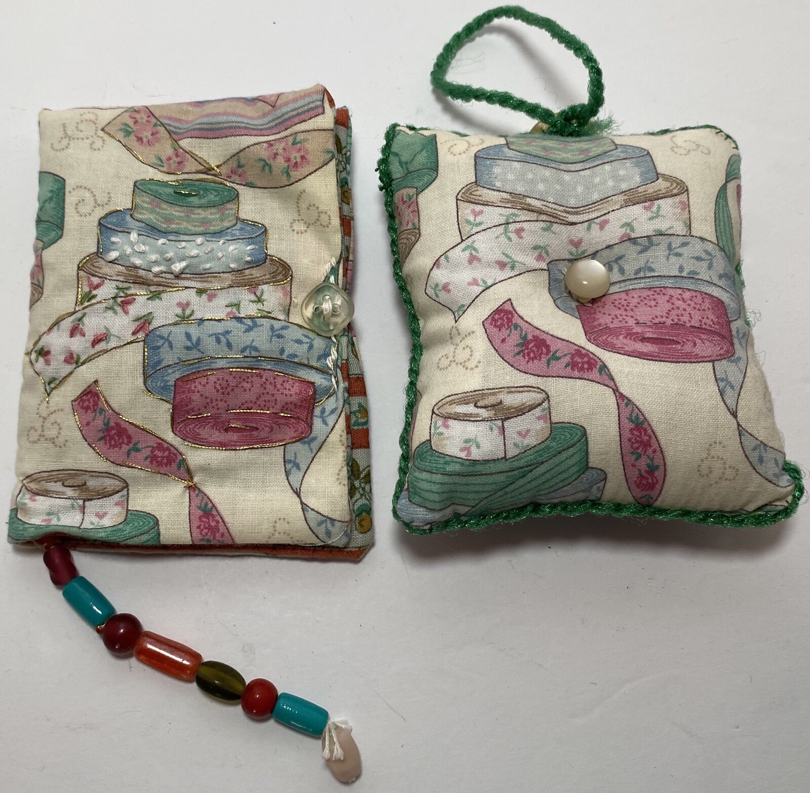 Pin cushion Needle Book Notions 31