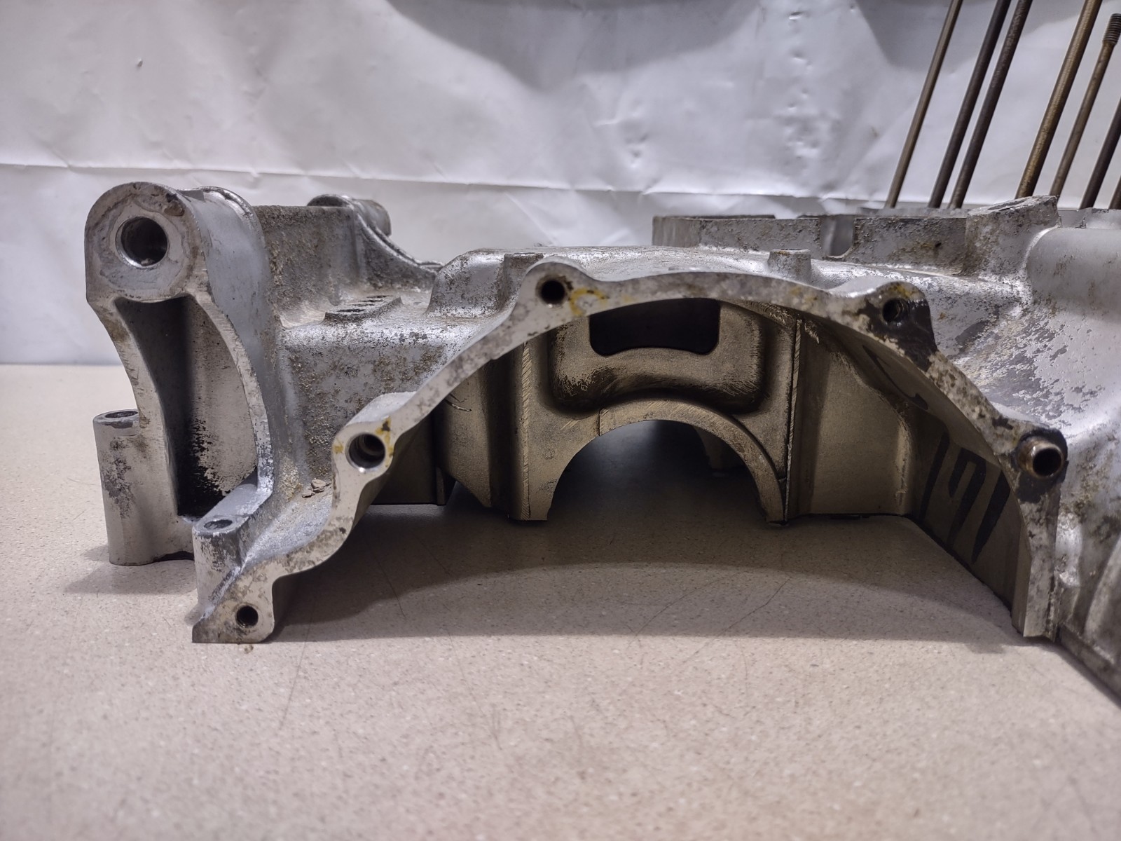 1974 Honda CB 750 CB750 Upper Engine Case Crankcase #325.2-80