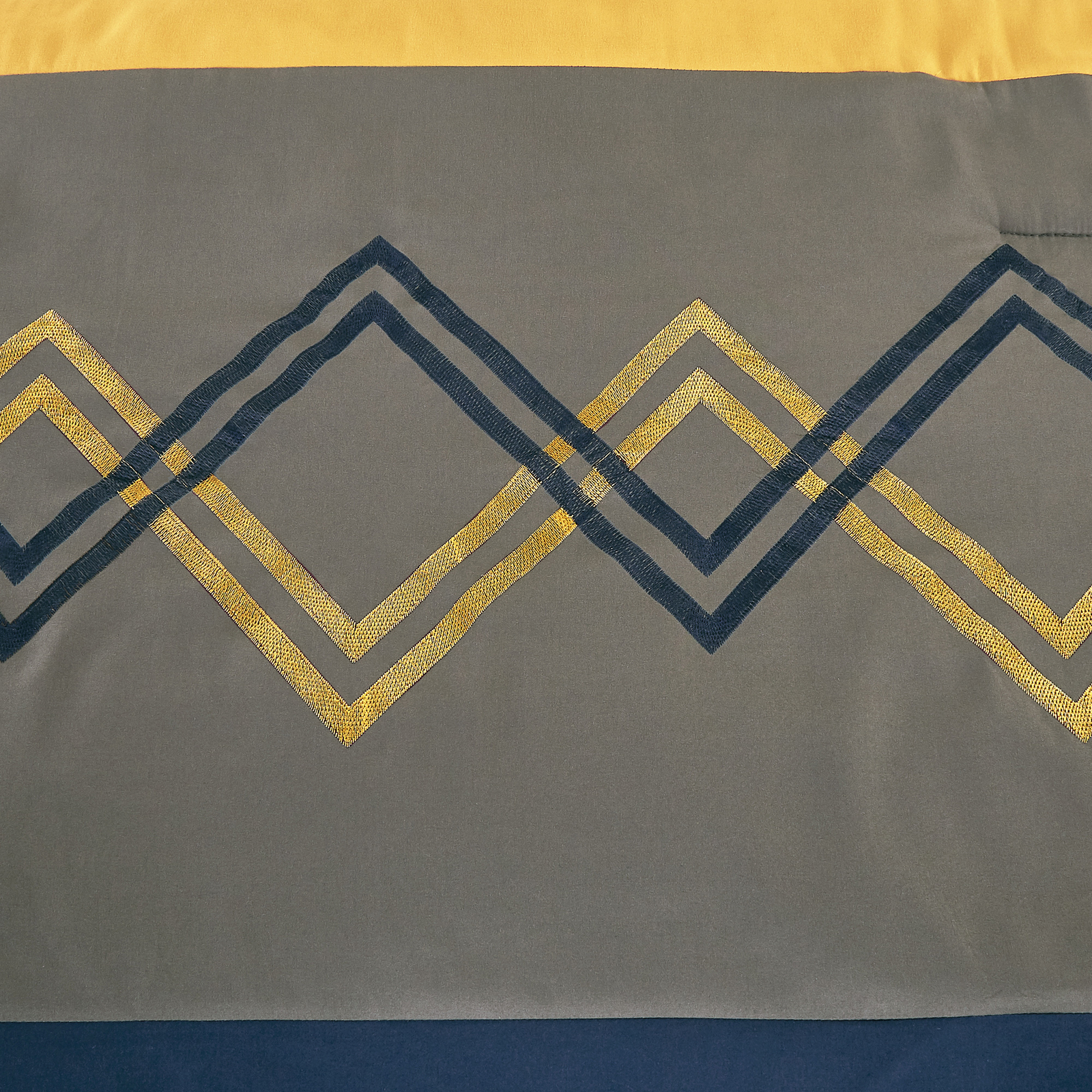 Chezmoi Collection 7-Piece Bed in a Bag Zigzag Embroidery Striped Comforter Set