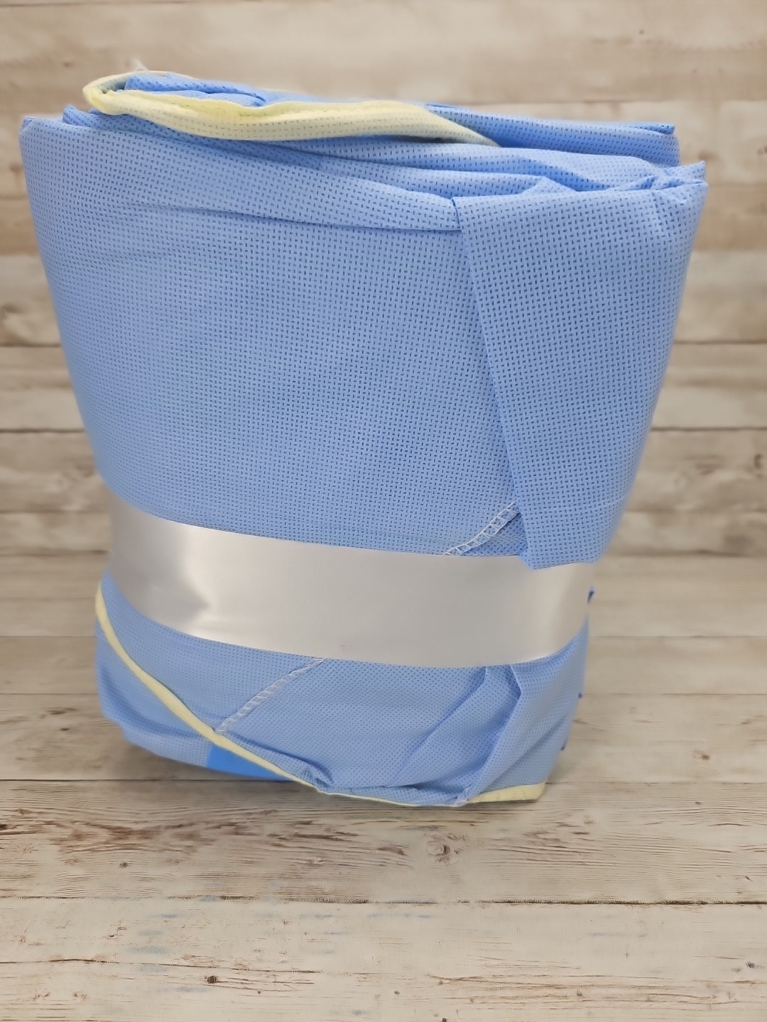 Halyard Surgical Gown Ultra With Polypropylene Fabric Size: LARGE *12-Pieces*