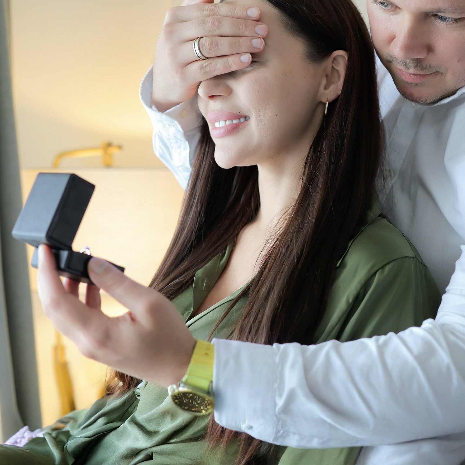 Novel Box Square Shaped Ring Box with LED Light for Wedding & Special Occasions