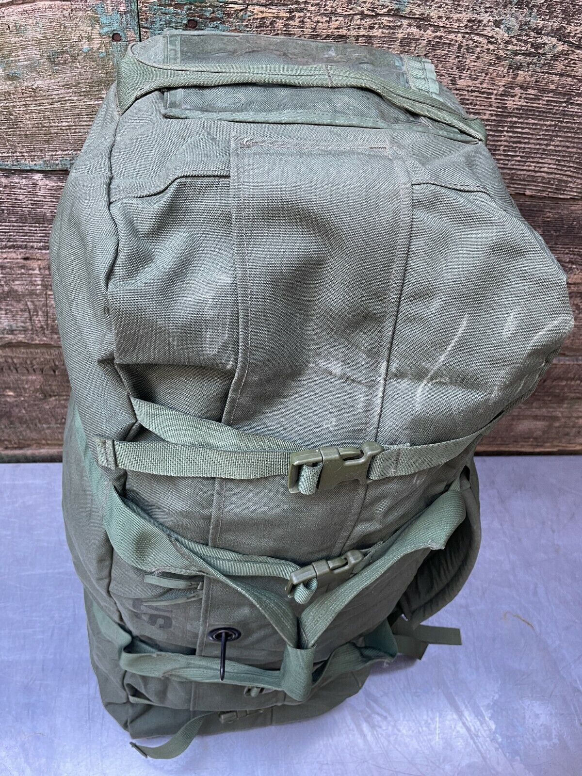 US Military IMPROVED Duffel Bag ZIPPERED Duffle Bag 8465-01-604-6541 NO PAINT