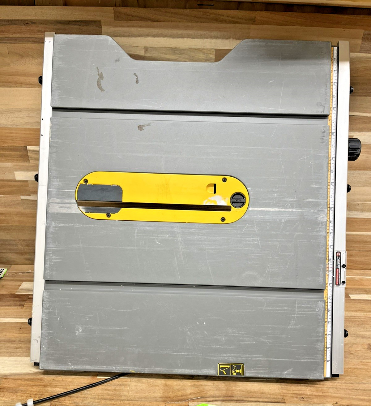 DEWALT DWE7491RS 10 in Jobsite Table Saw PARTS - TABLE TOP ONLY - P518