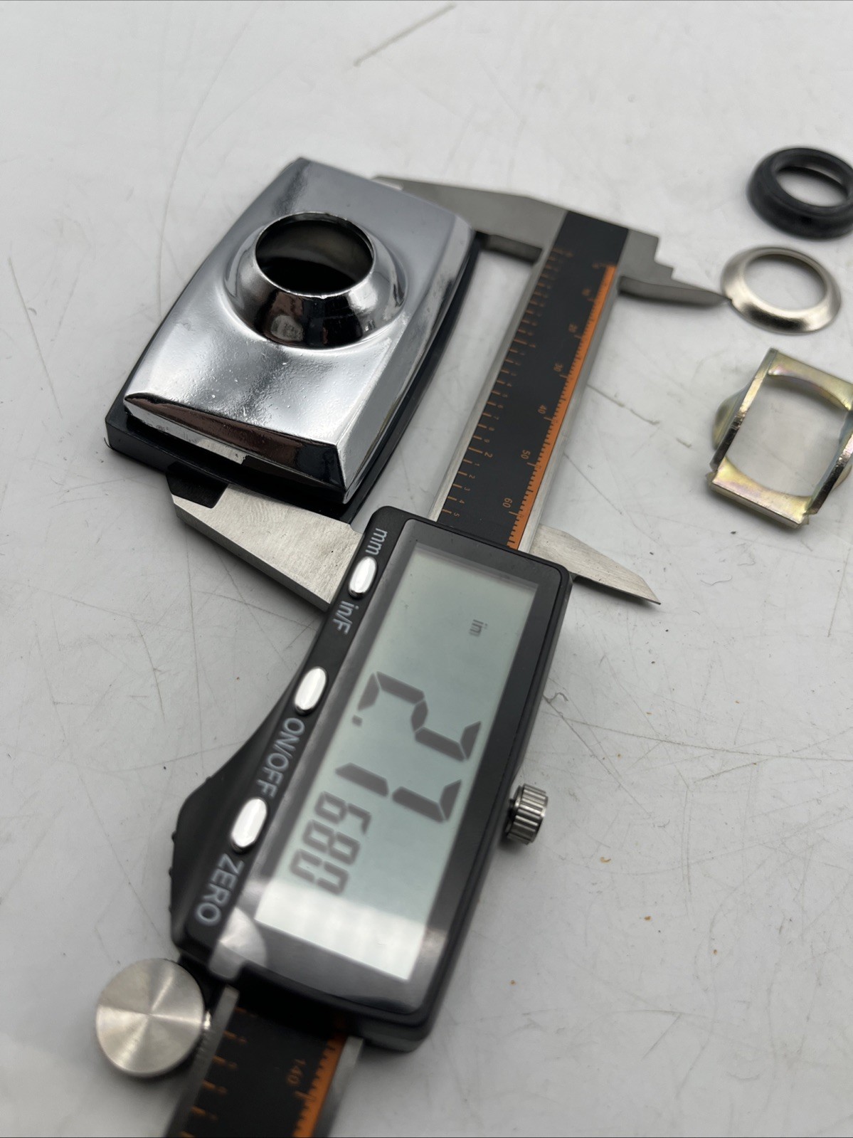 NEW Replacement Rectangular Base Antenna for Select 1965-1998 Ford