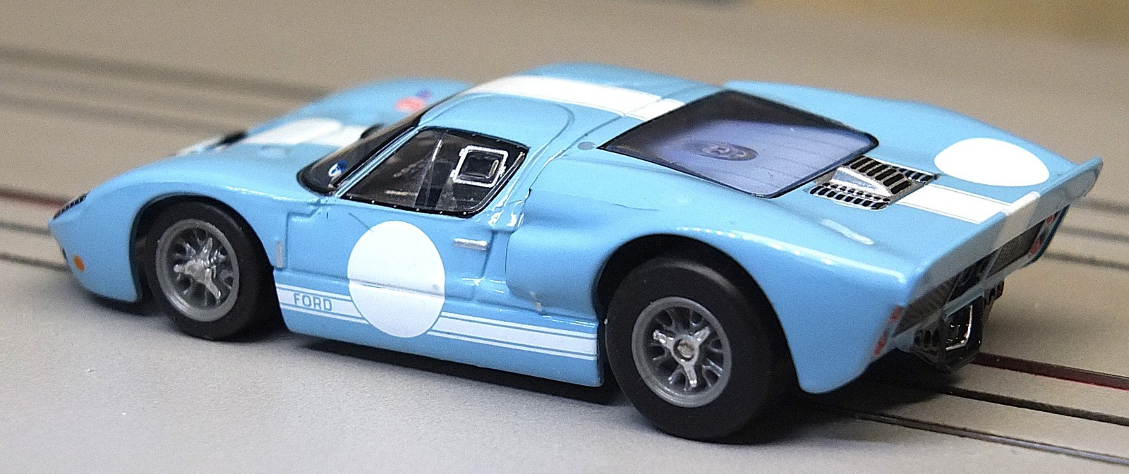 AFX 22130 Ford GT40 Mark II Mega G+ HO - Chassis 1085 Limited Edition 2 EACH