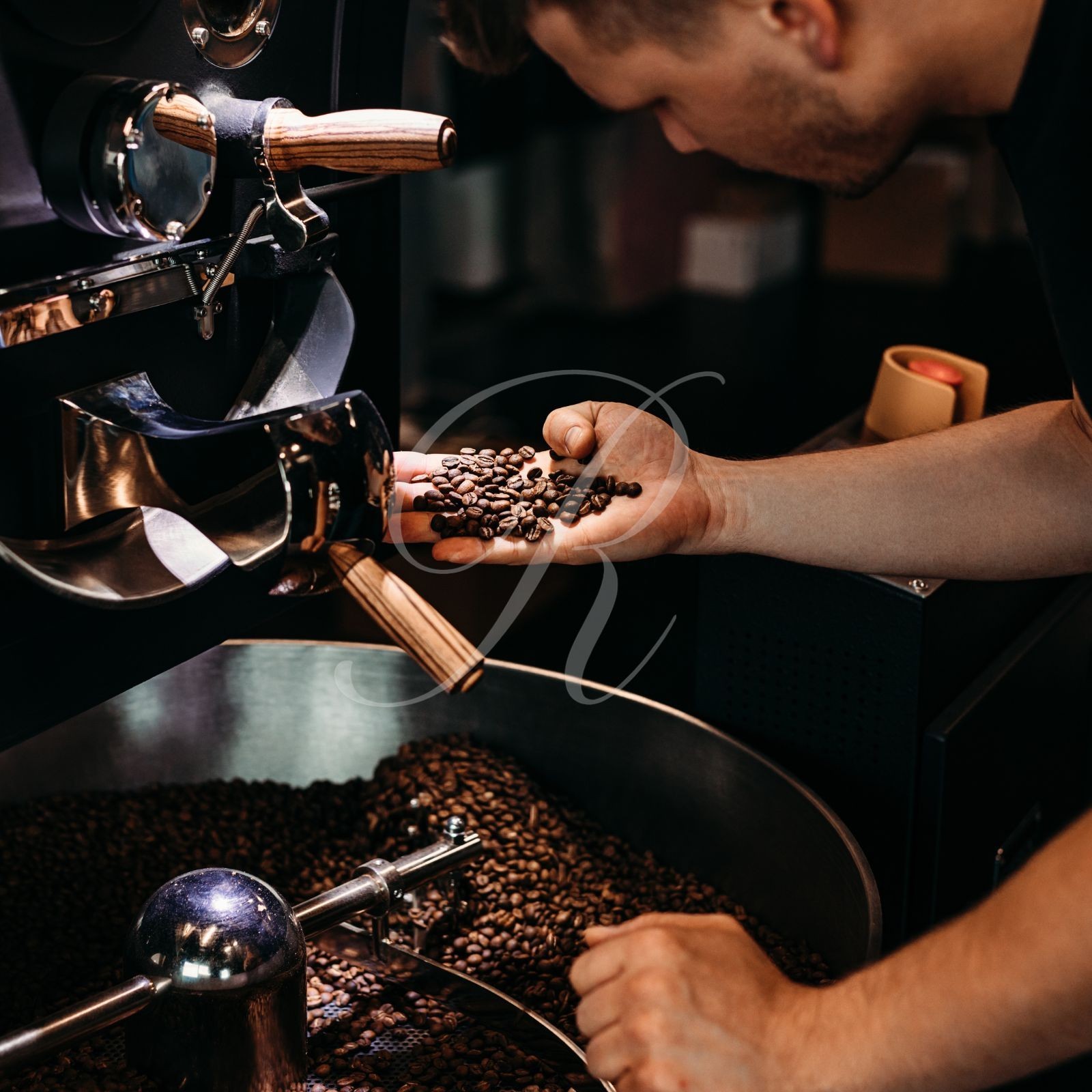 100% HAWAIIAN KONA COFFEE, GENUINE, FRESH ROASTED TO ORDER , 1-20 LBS X 1 LB BAG