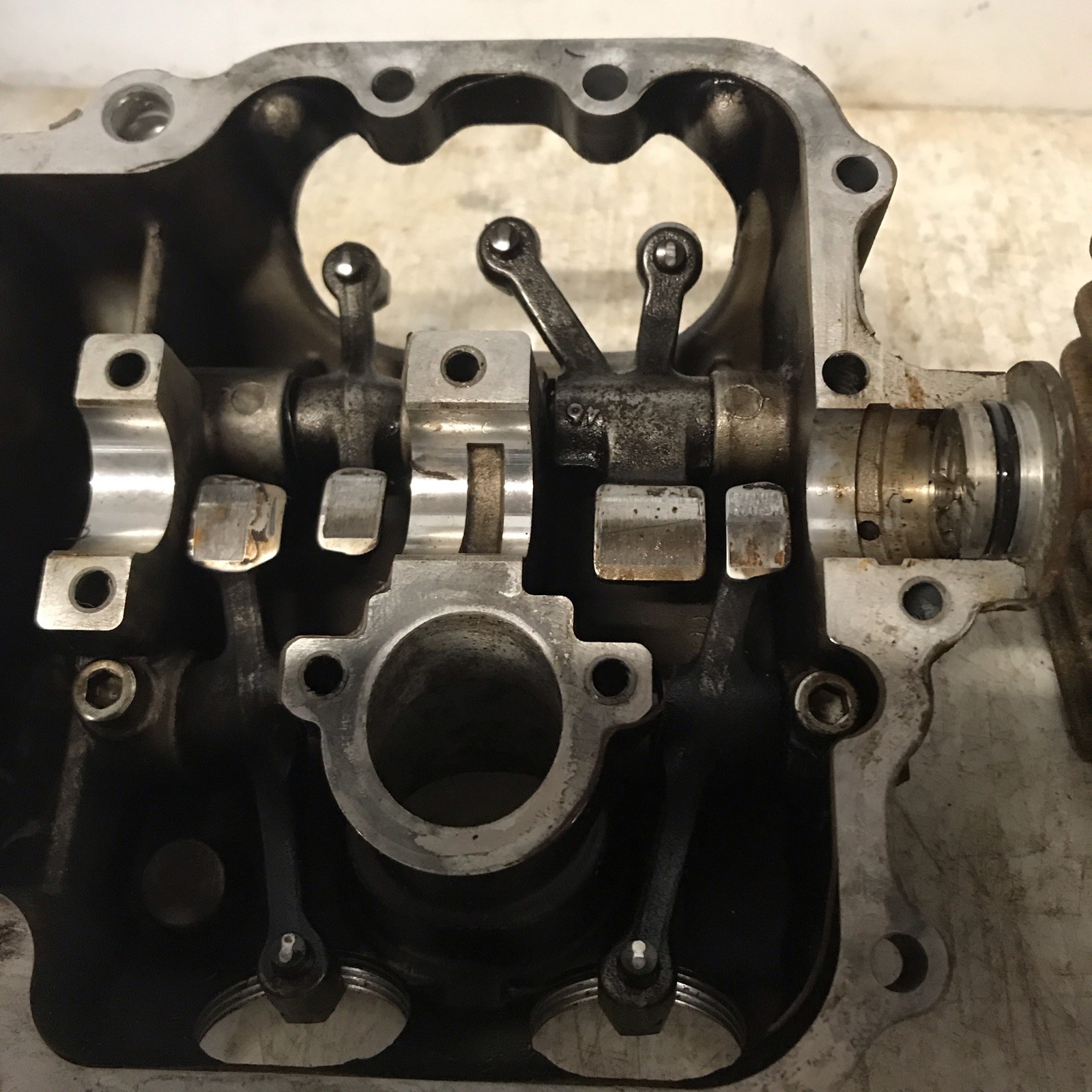 2002-08 Yamaha GRIZZLEY 660 OEM Cylinder Head 5KM-11101-01-00 CAM & ROCKER COVER