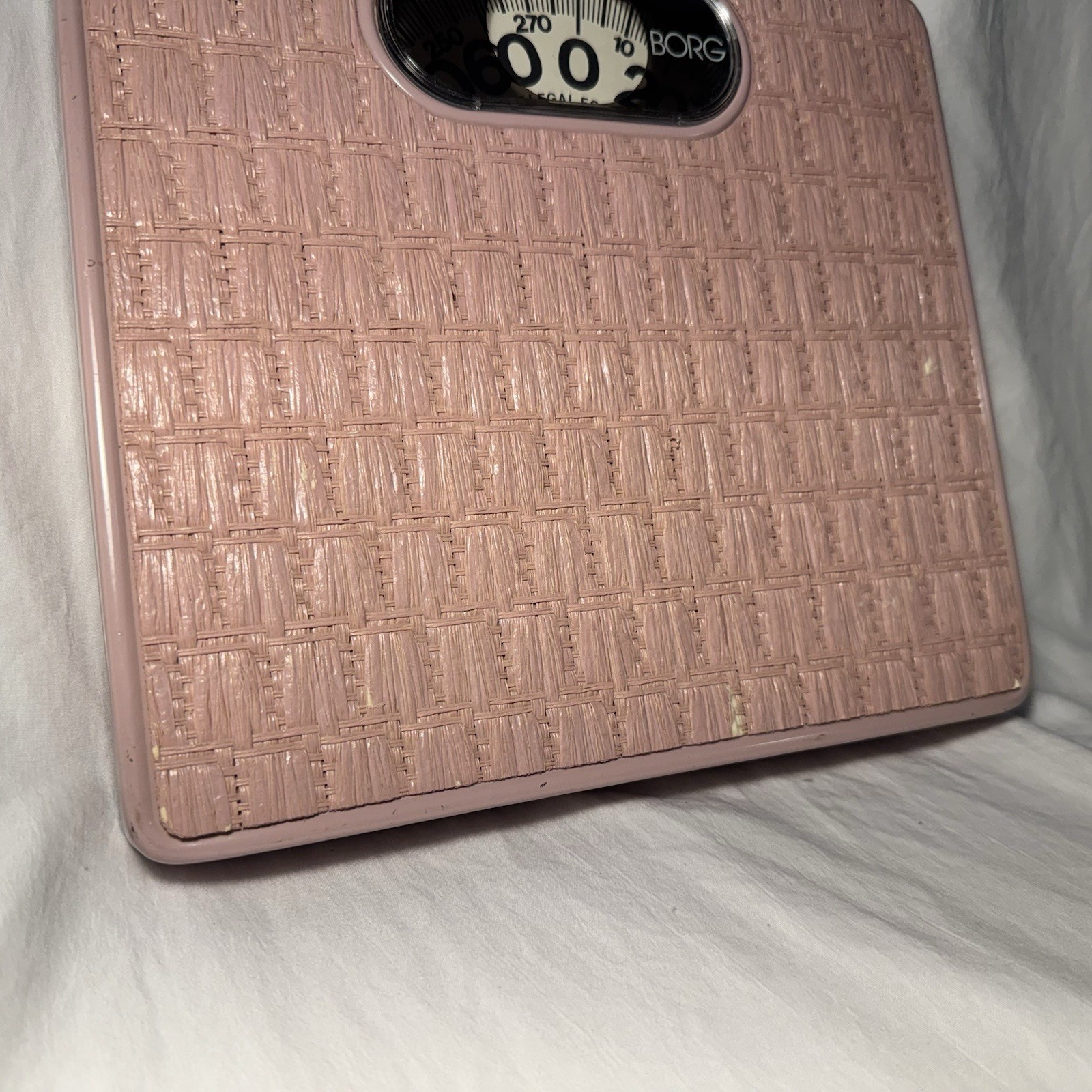 Vintage BORG Bathroom Scale Pink Lilac Woven Working