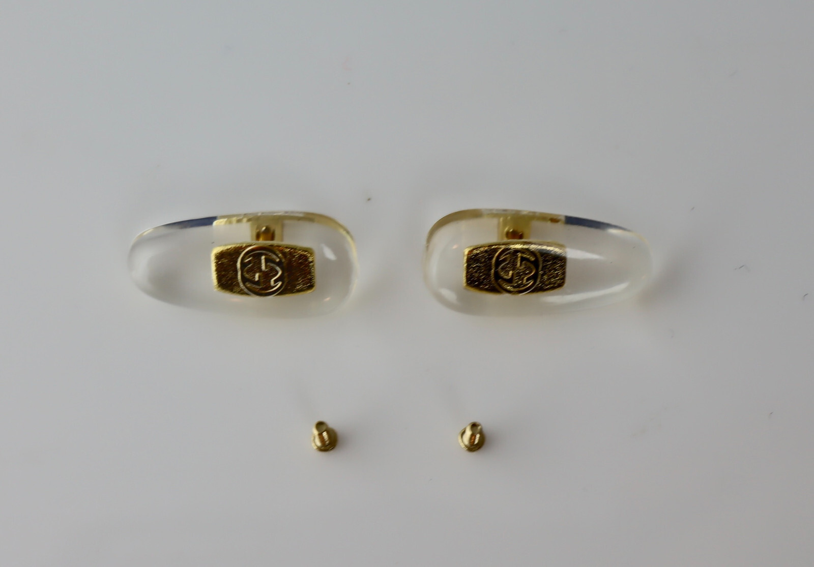 NEW Gold Gucci Replacement Silicone Nose Pads for Sunglasses Eyeglasses Screw-In