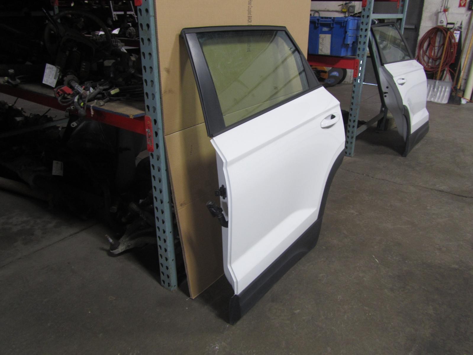 22-24 VOLKSWAGEN TAOS Left F Driver Side REAR Door Pure White