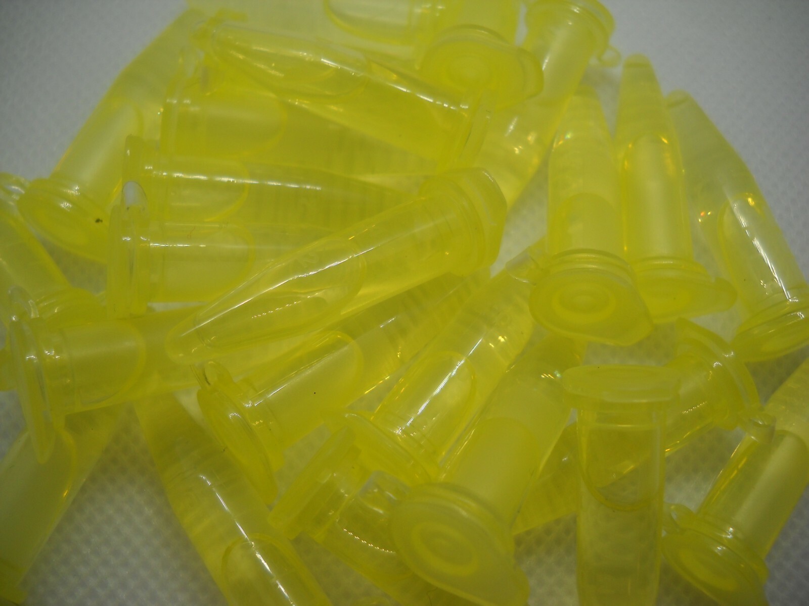 5 pack honeybee scent beehive hive bait beekeeper USA. Swarm Pro Snap Caps