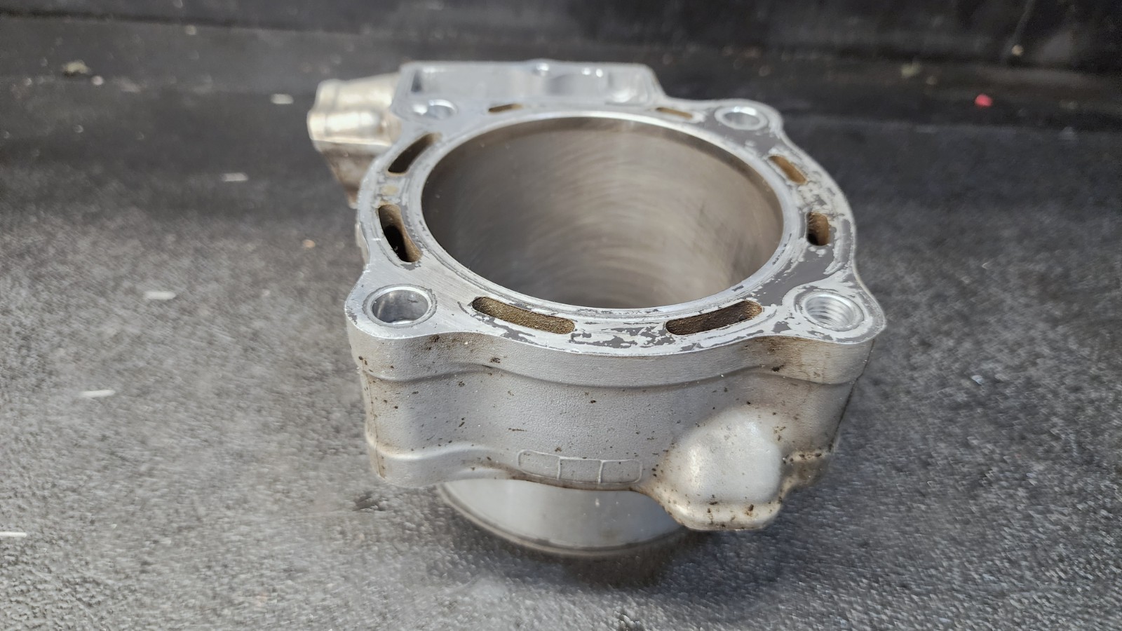 12100-MKE-AA0 Cylinder Top End Jug motor 2020-2026 Honda CRF450r crf450 crf 450