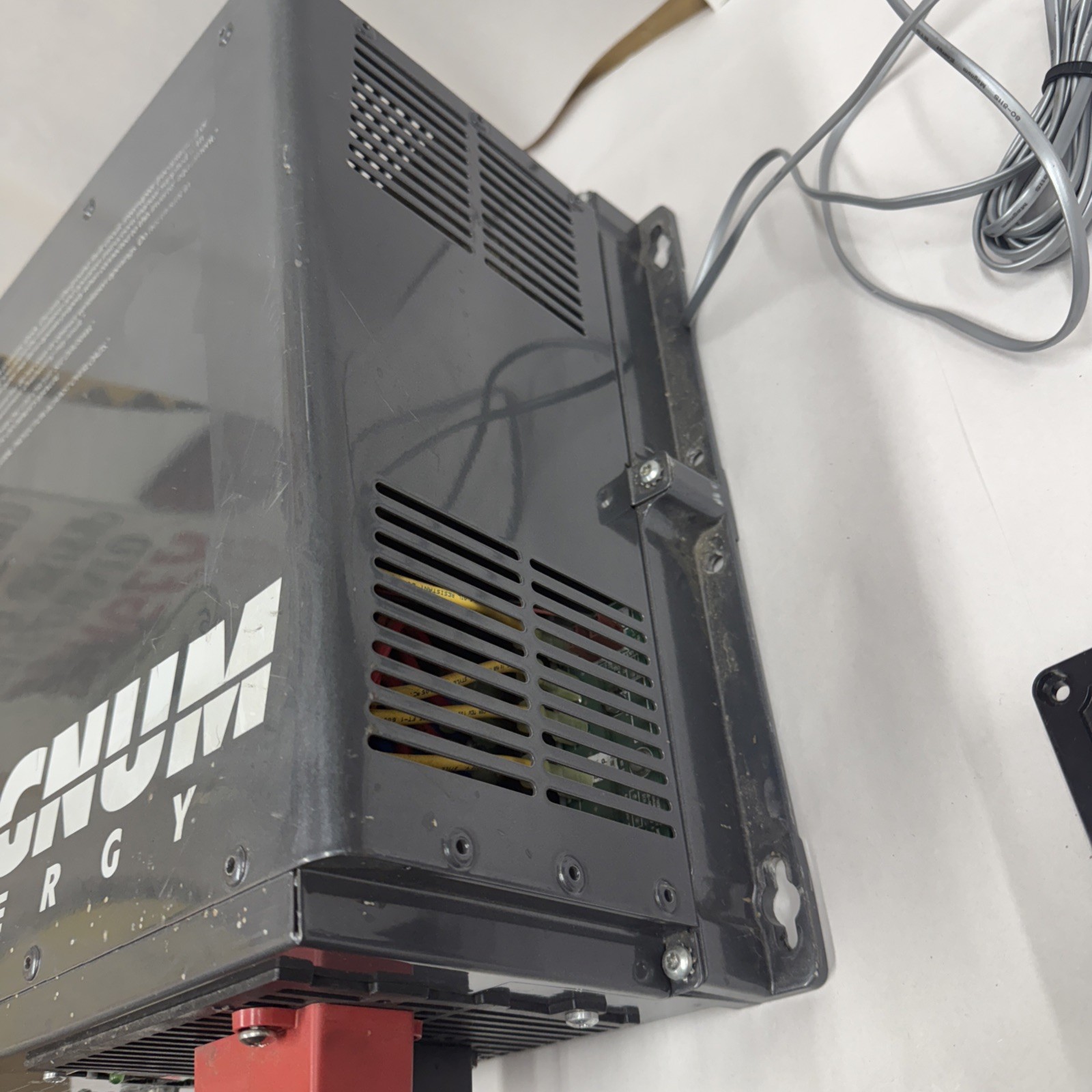 Magnum Energy ME2512 Inverter/Charger - -Remote Controller