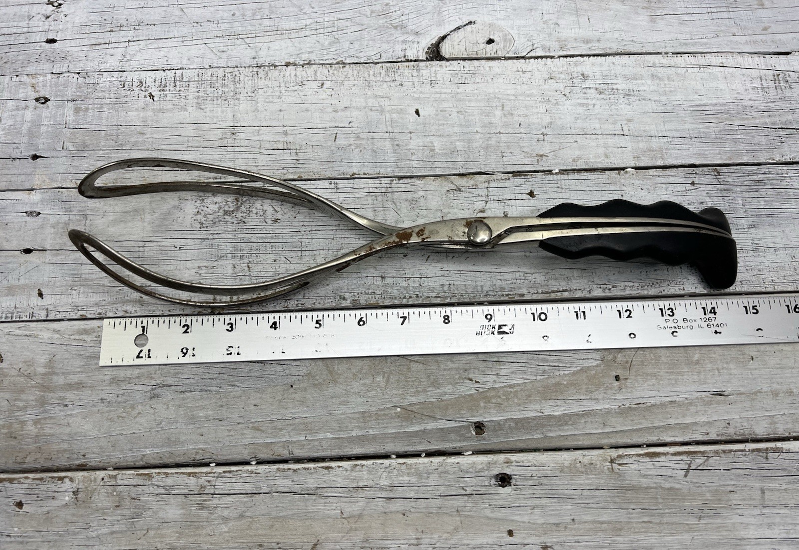 AS-IS Rusty Obstetrical Forceps Medical Birth Birthing Device Oddity Oddities