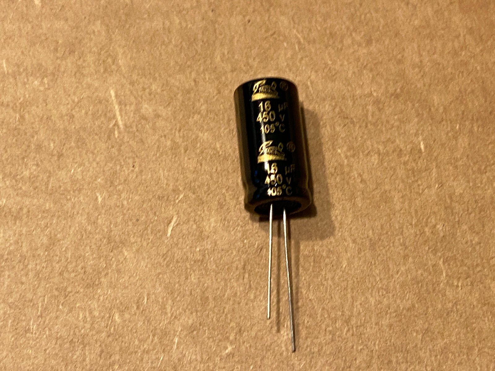 New 450v Radial Capacitors 4.7 10 16 22 33 40 47 68 100 uf Tube Amp Radio Repair