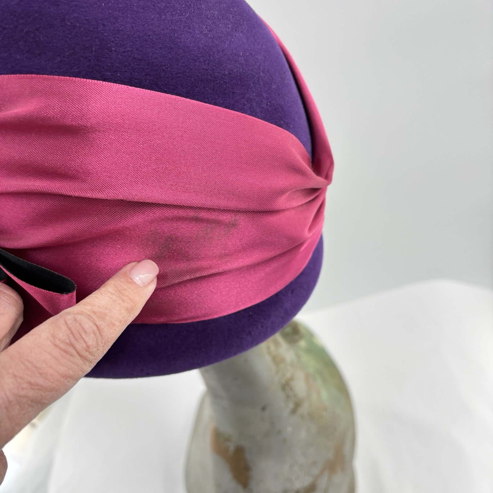 Vtg 60s Contessa William A Miller Cloche Hat Purple Felt Pink Bow Cocktail