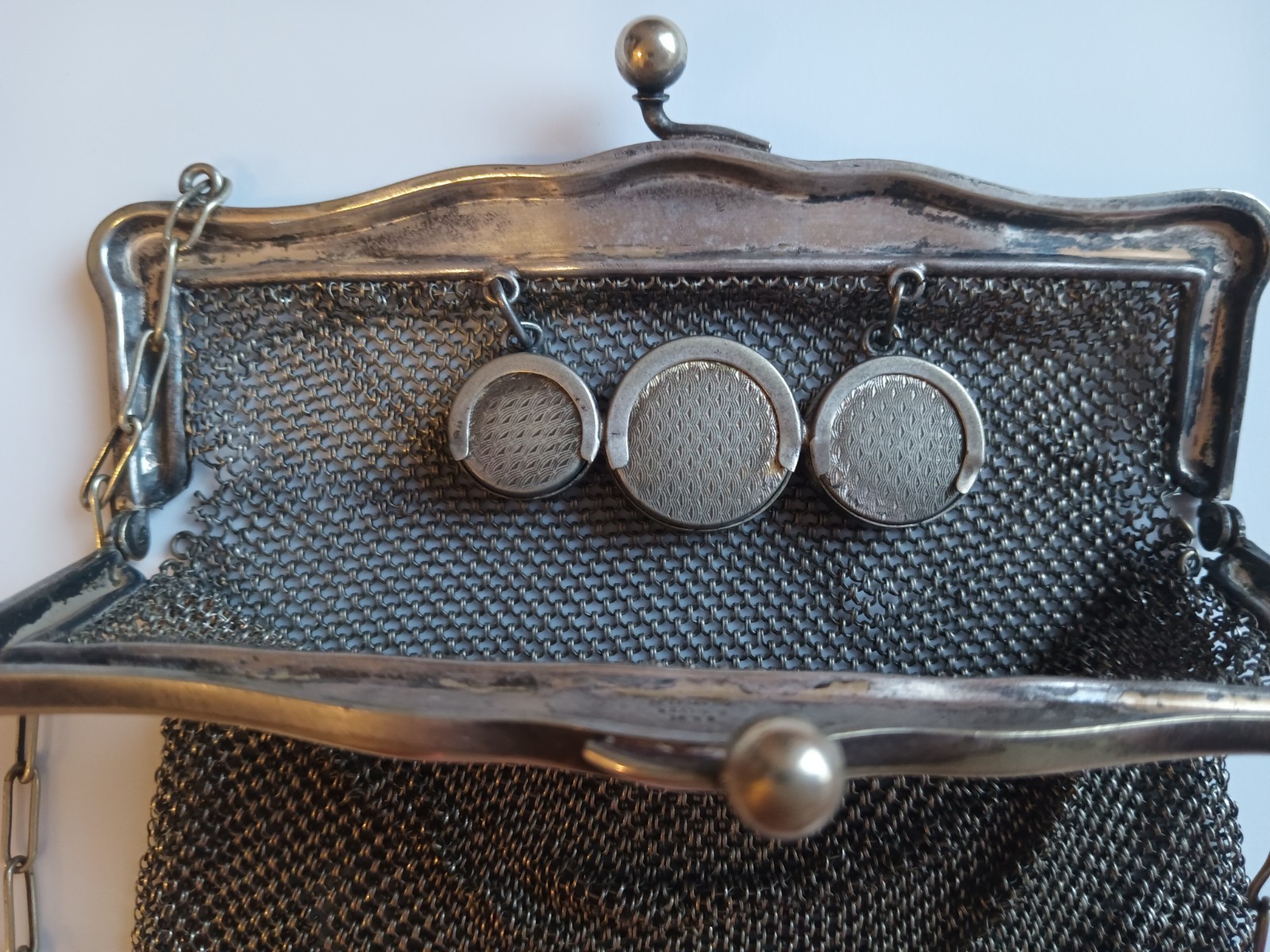 Antique Silver Plated Ornate Lion Mesh Hand Bag Purse W/ Change Holder