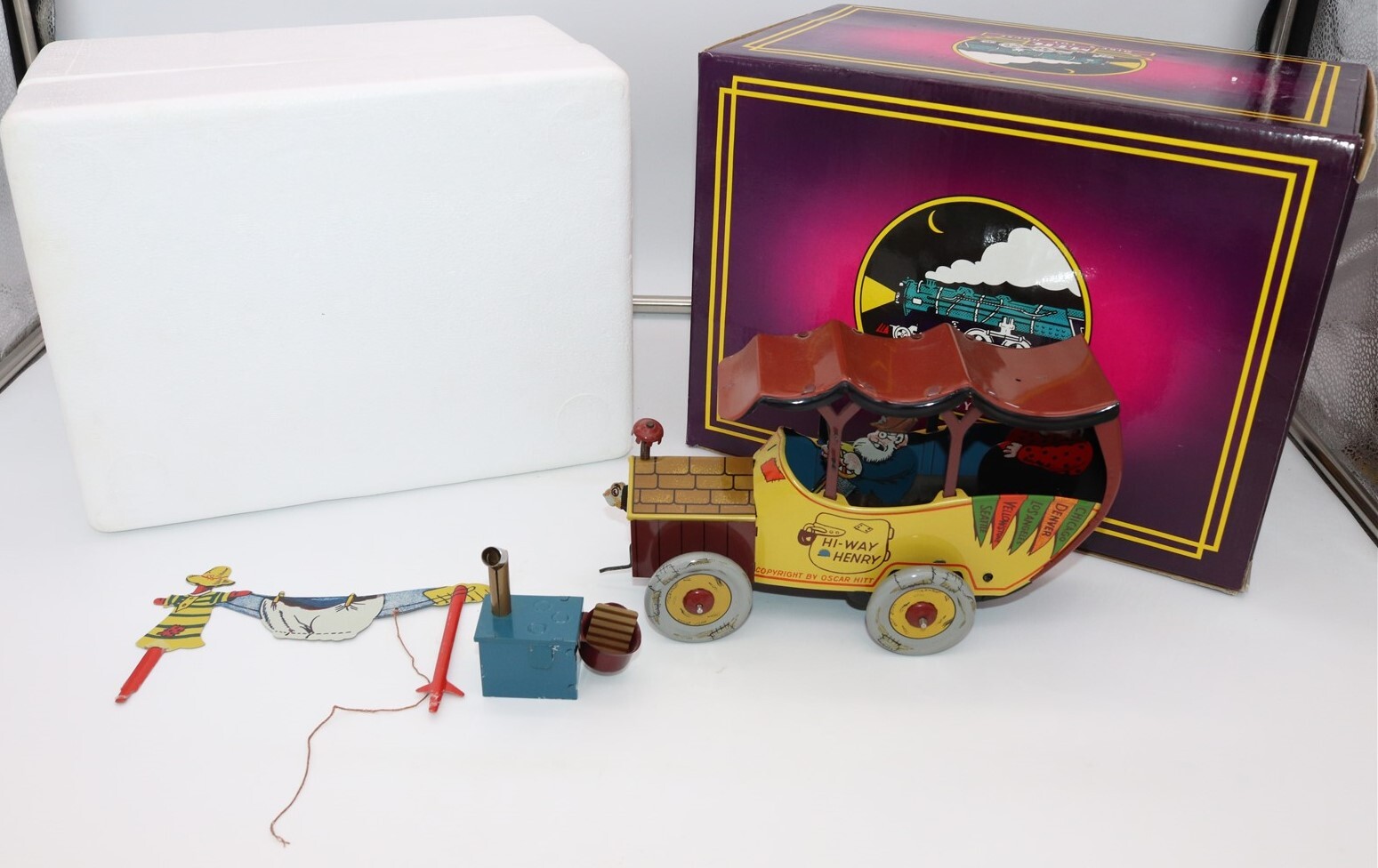 MTH HI-WAY HENRY WIND UP TIN CAR in ORIGINAL BOX - of 500 L
