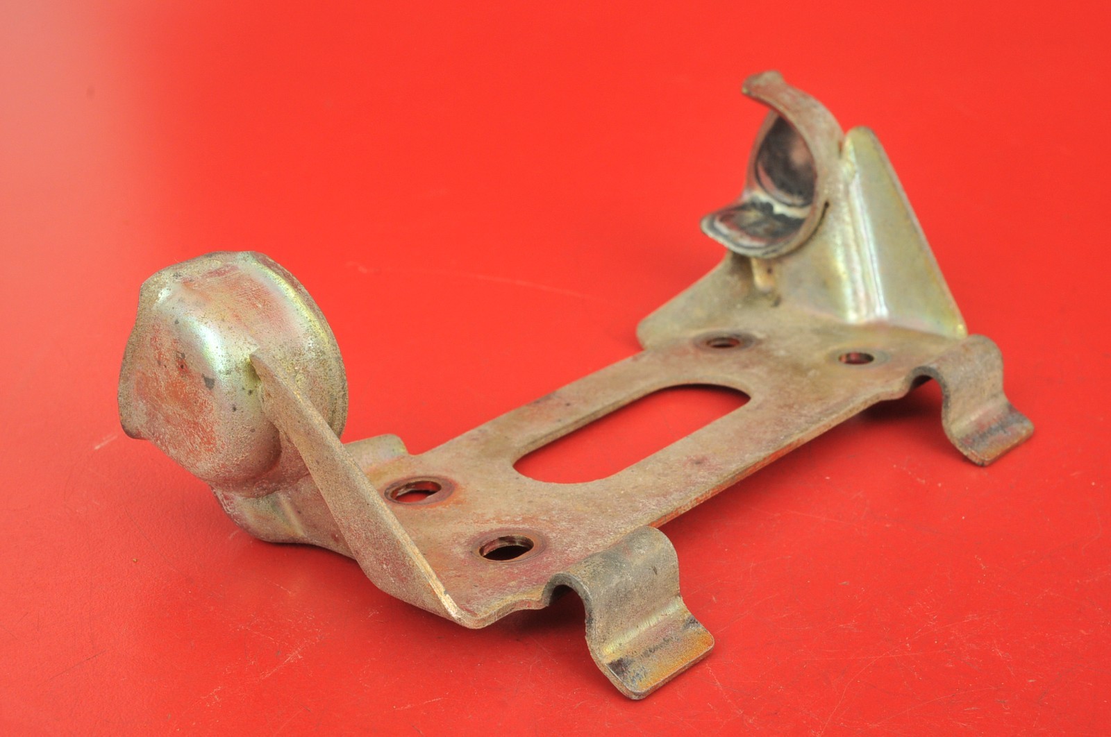 1986 Honda TRX250R TRX 250R Seat Mount Bracket Latch Tank Holder