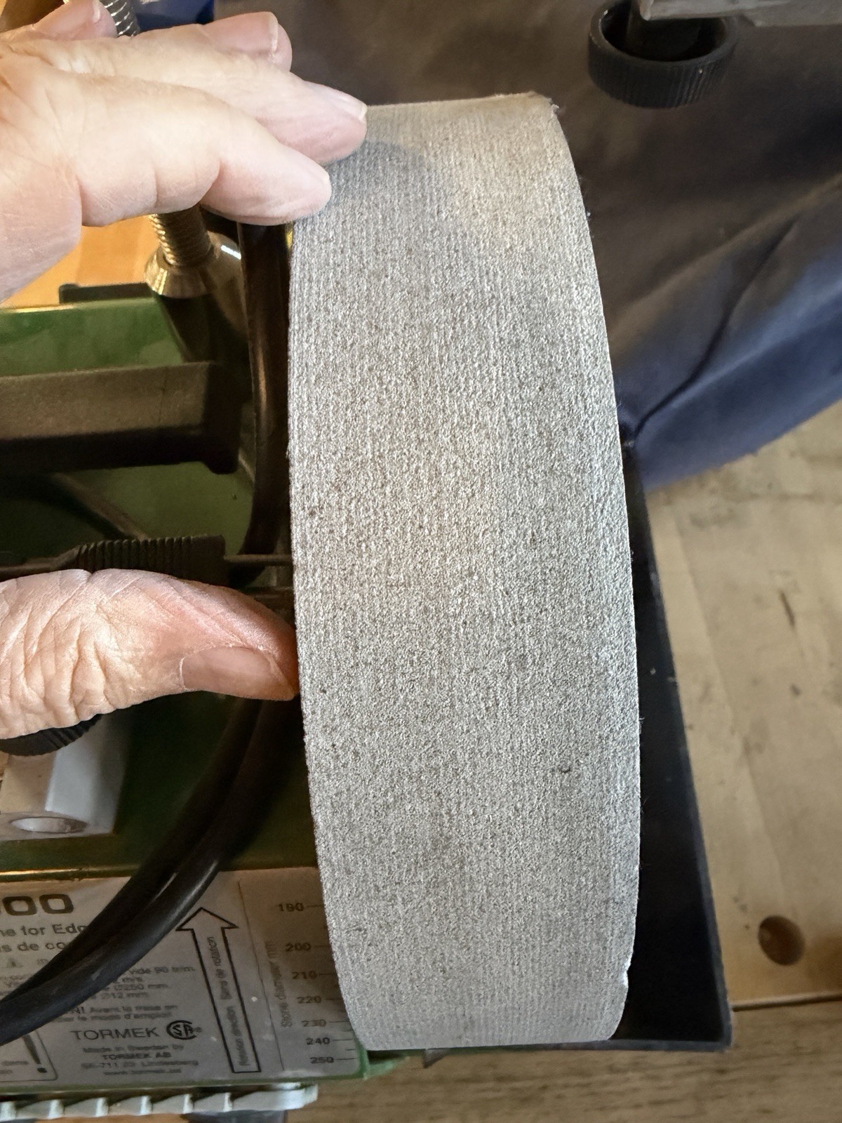 TORMEK Super Grind 2000 Water Cooled Sharpening Machine - USA