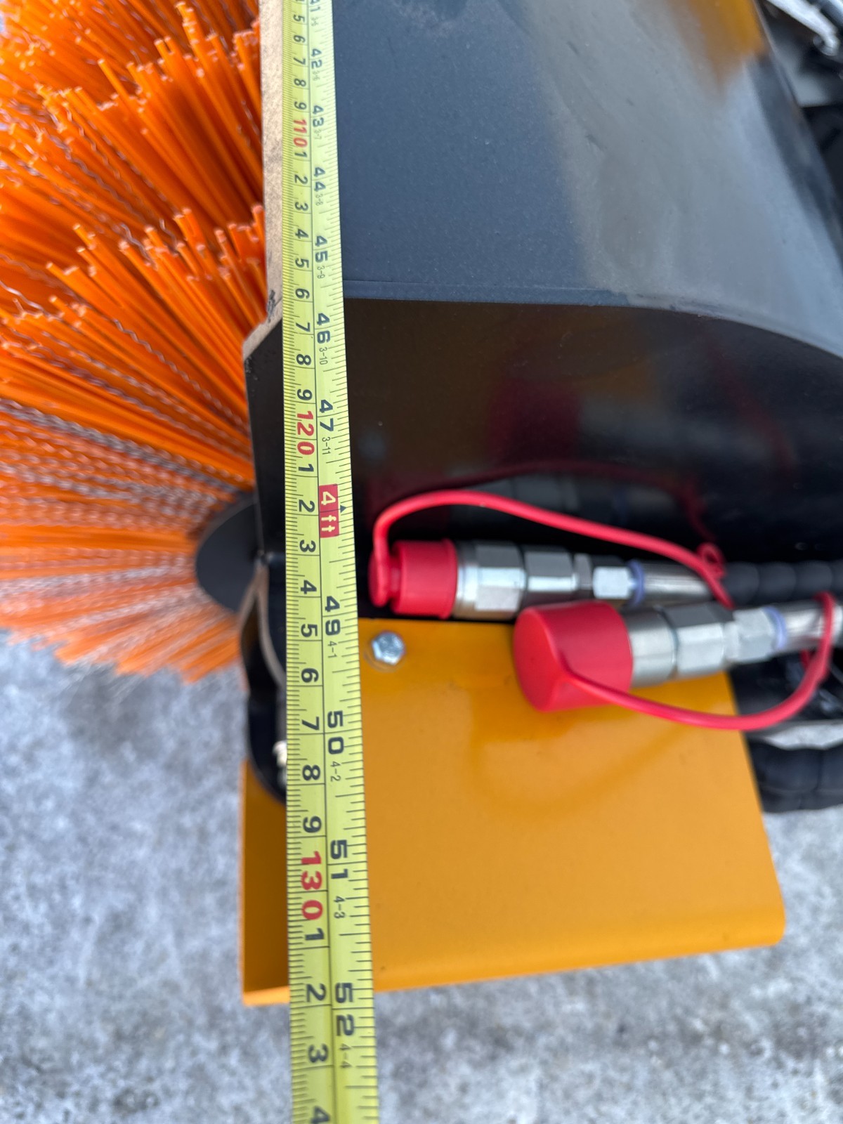 Mini Power Angle Broom Hydraulic Poly Wire Sweeper Mini Skid Steer Attachment