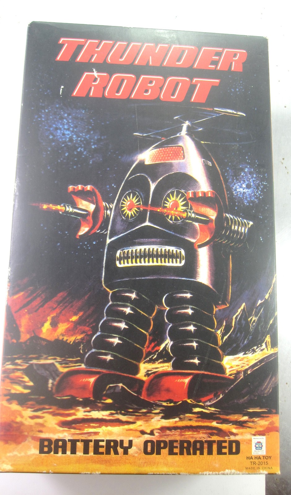 Vintage THUNDER ROBOT 11.5" Tin Reproduction Robot For Display - Schylling Brown