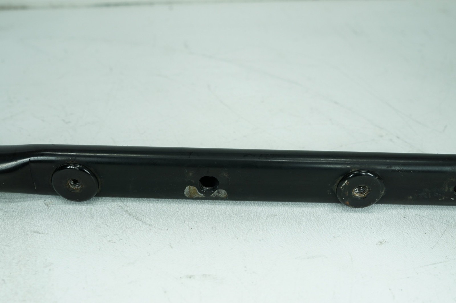 14 Harley Sportster XL883 L OEM Exhaust Muffler Interconnect Bracket Support Bar