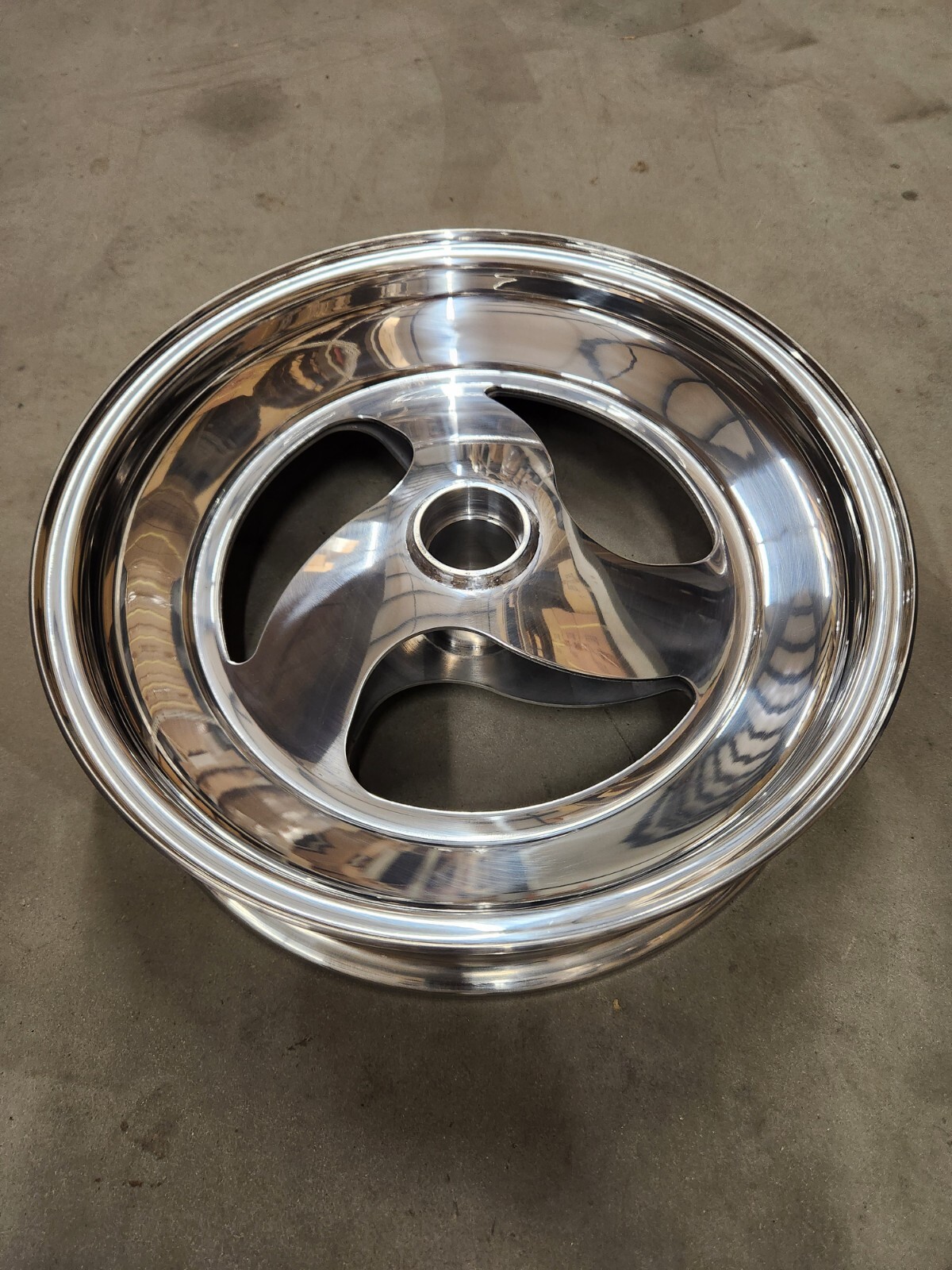 Sandrail Aluminum Spindle Mount Wheel, 4 Inch Wide, 3 Hole Directional Cut Out