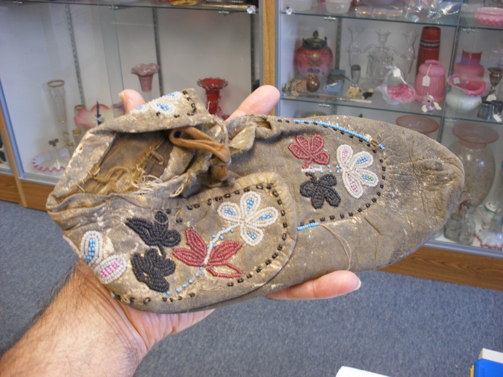 Antique Vtg Native American Plains Indian Beaded Moccasins - Damage - As-is!