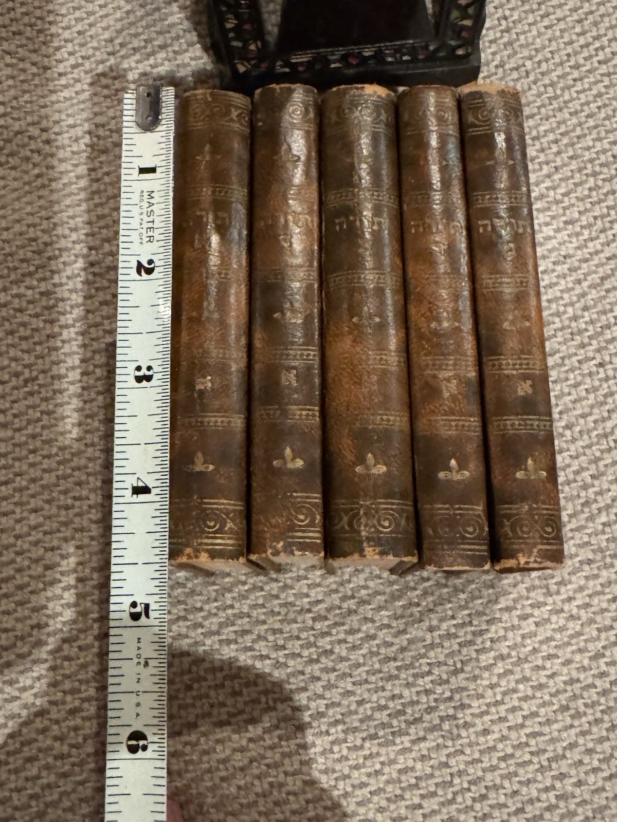 Vintage 5 Leather Bound Books of Moses (TorahSet) Hebrew with Metal Book Holder