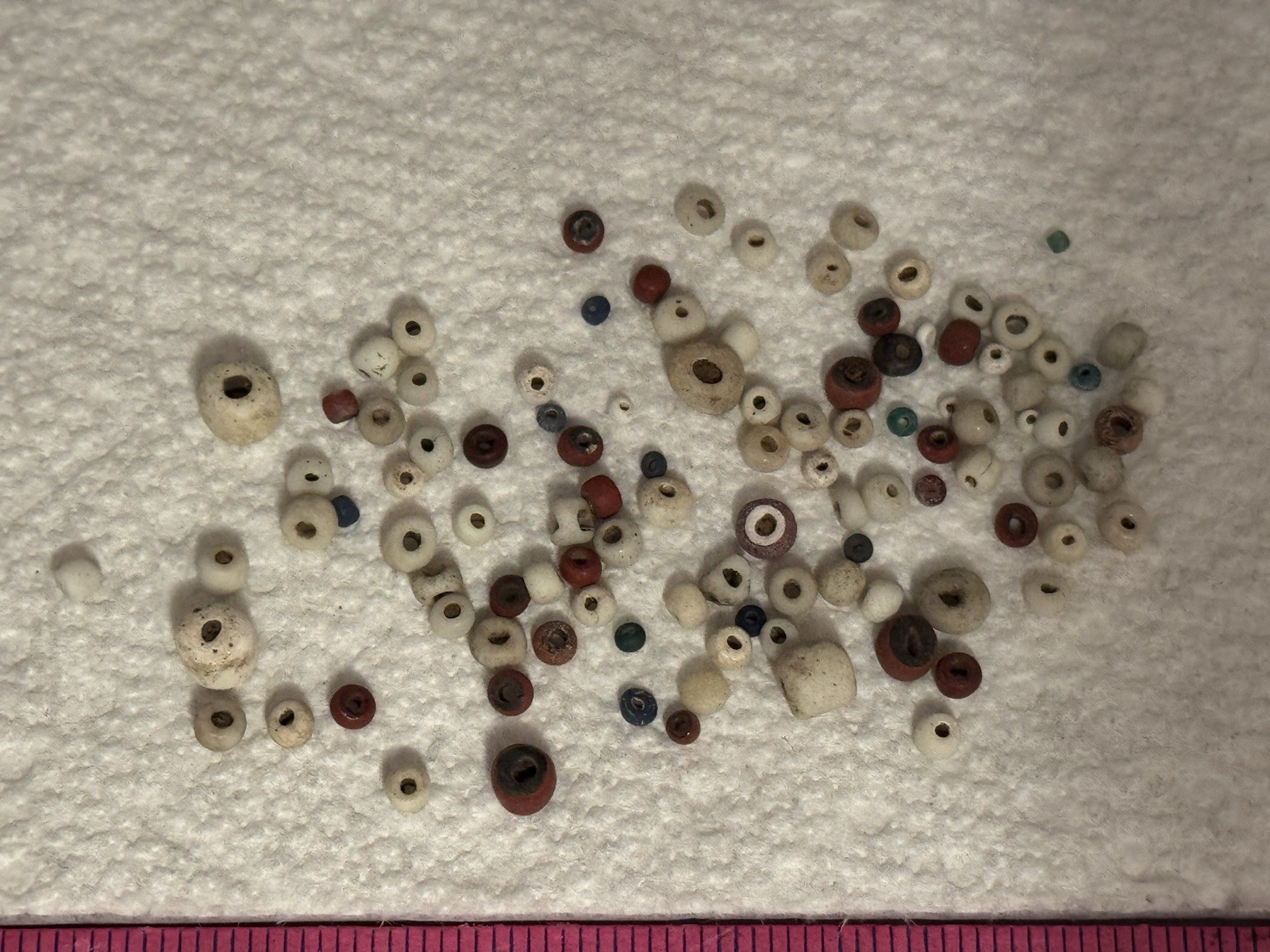 LOT OF 106 ANTIQUE CALIFORNIA TRADE BEADS FOUND BETWEEN AUBURN & PLACERVILLE