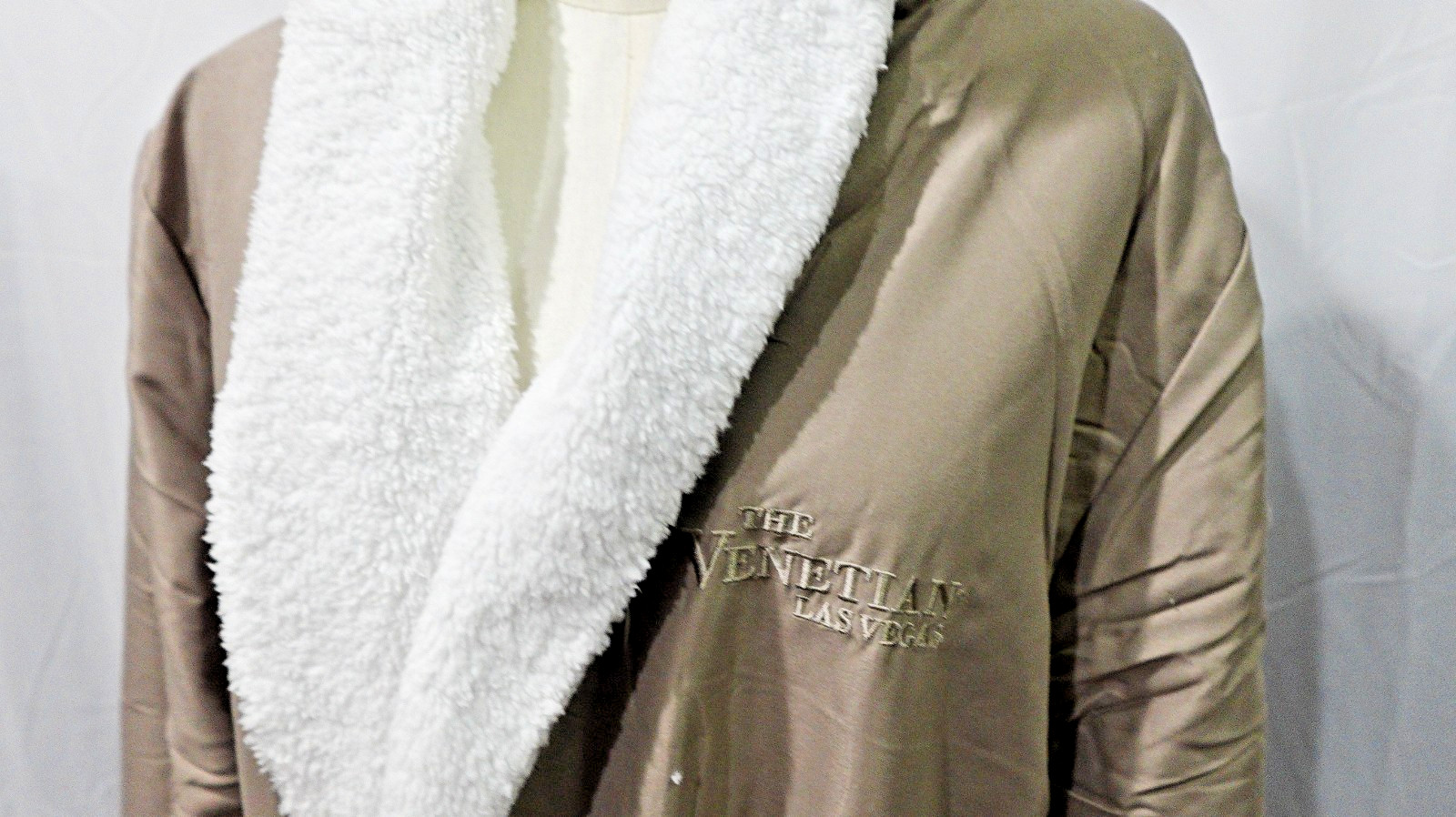 The Venetian Las Vegas Bathrobe Robe One Size Fits Most Hotel Luxury Unisex