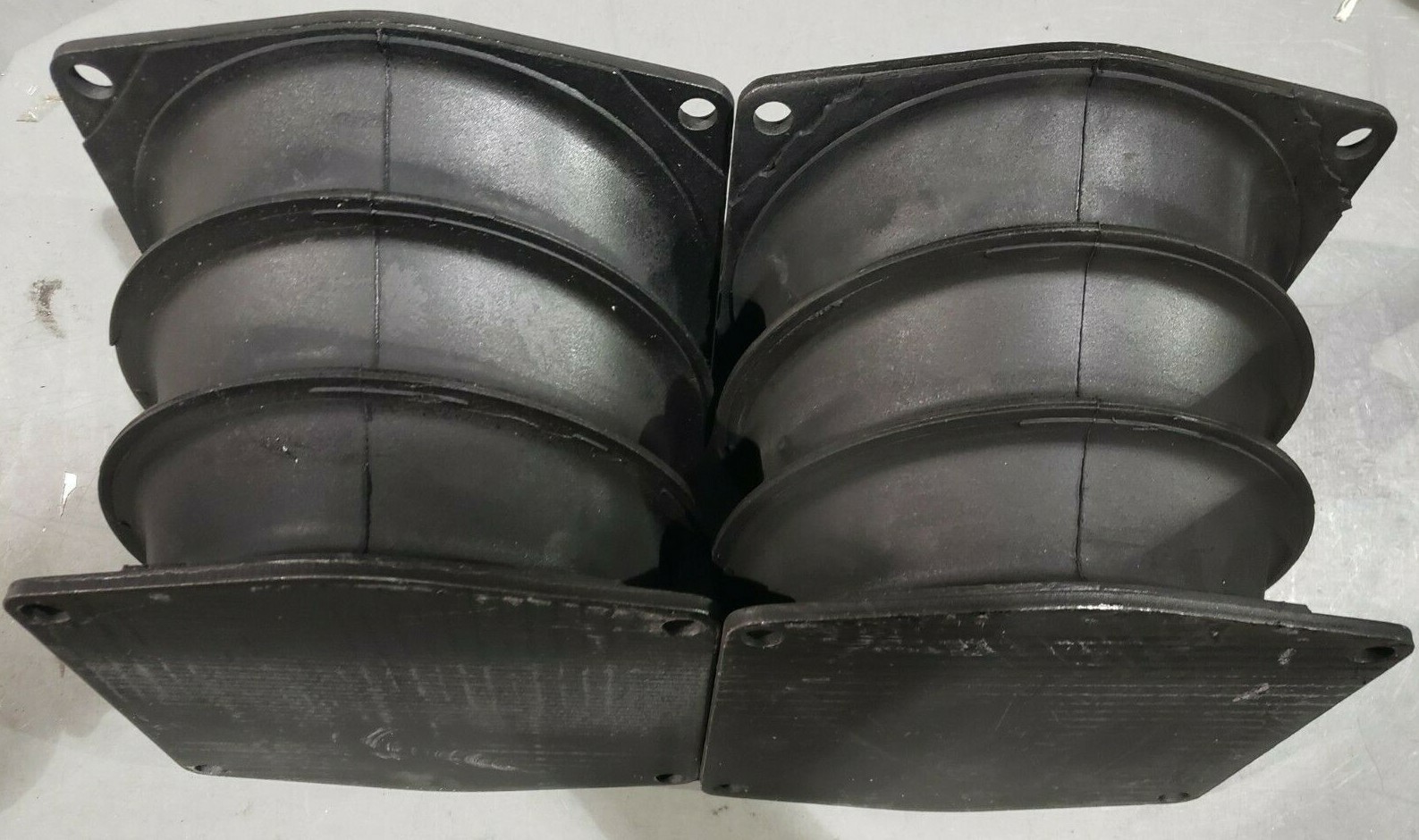 HENDRICKSON HN 402/462/522 BOLSTER SPRING 1 PAIR 2 PCS 60879-000L 04/96-CURRENT