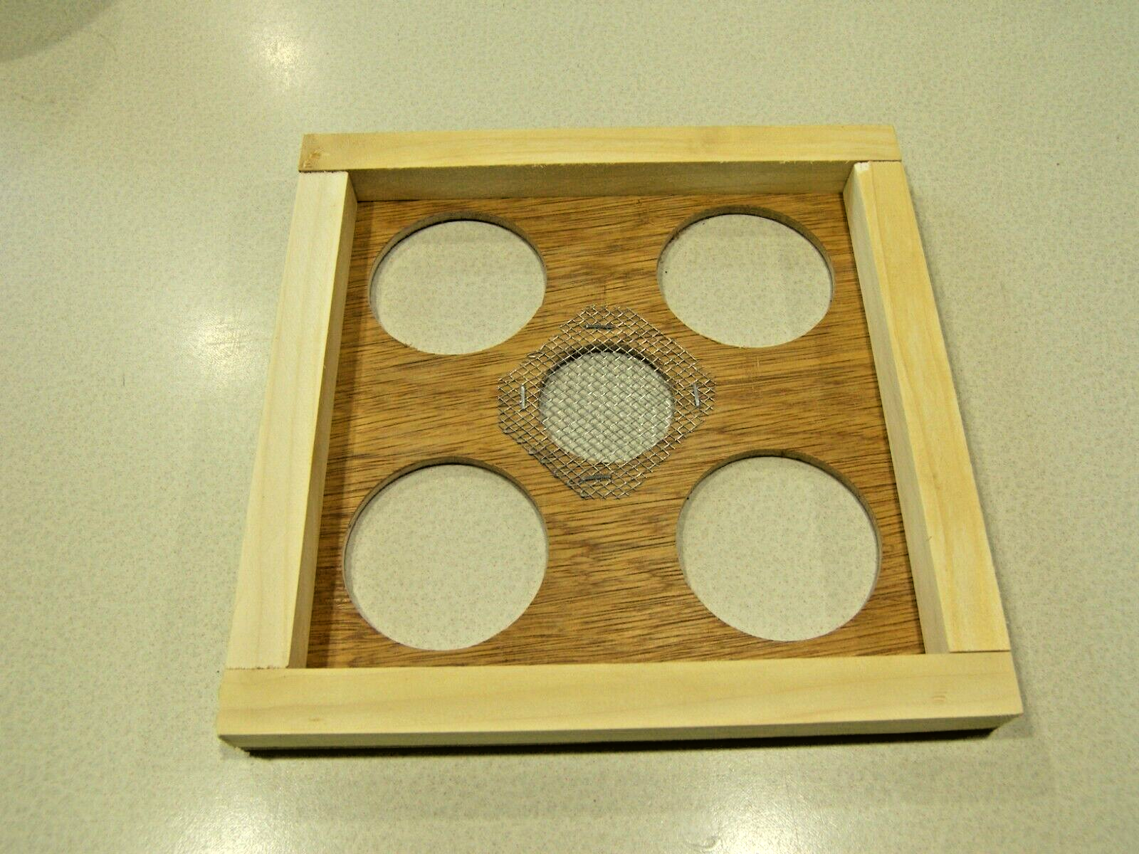 Top Beehive Feeder, Easy to Use and Convenient, 4 Jar Capacity New Handmade USA