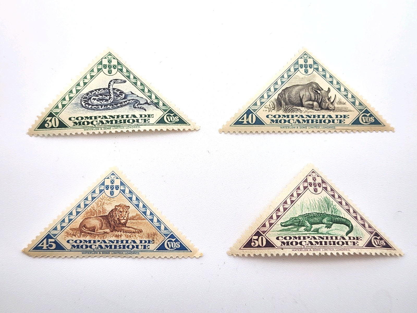 (4) Mozambique Triangle Postage Stamps- Mint - 30 - 40 - 45 - 50 MNH - Centavos