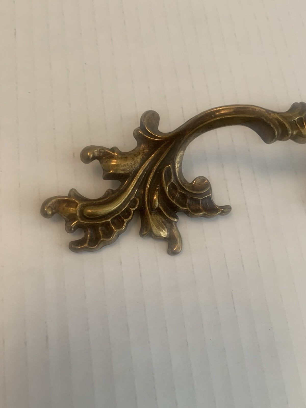 Vintage French Provincial Leaf Drawer Pull Handle No Screws