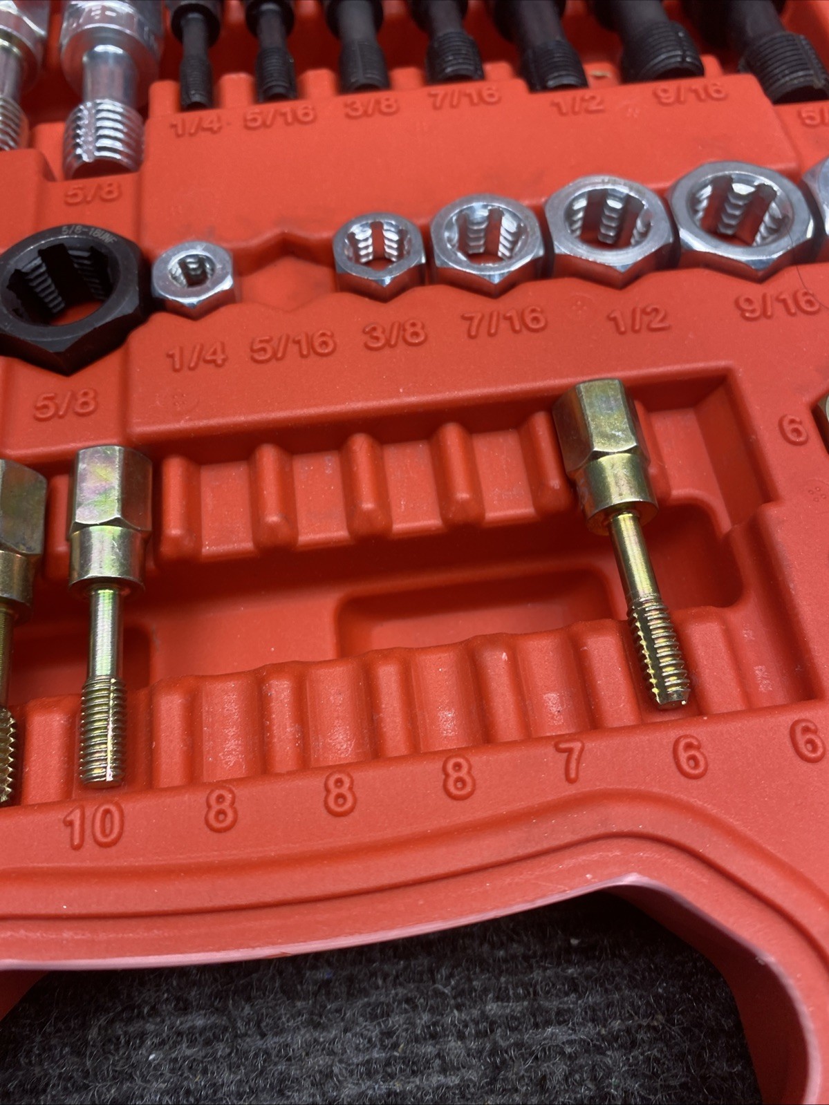 NOS Thread Repair Kit UNC UNF & Metric Thread Chaser Set Rethread Repair Tool