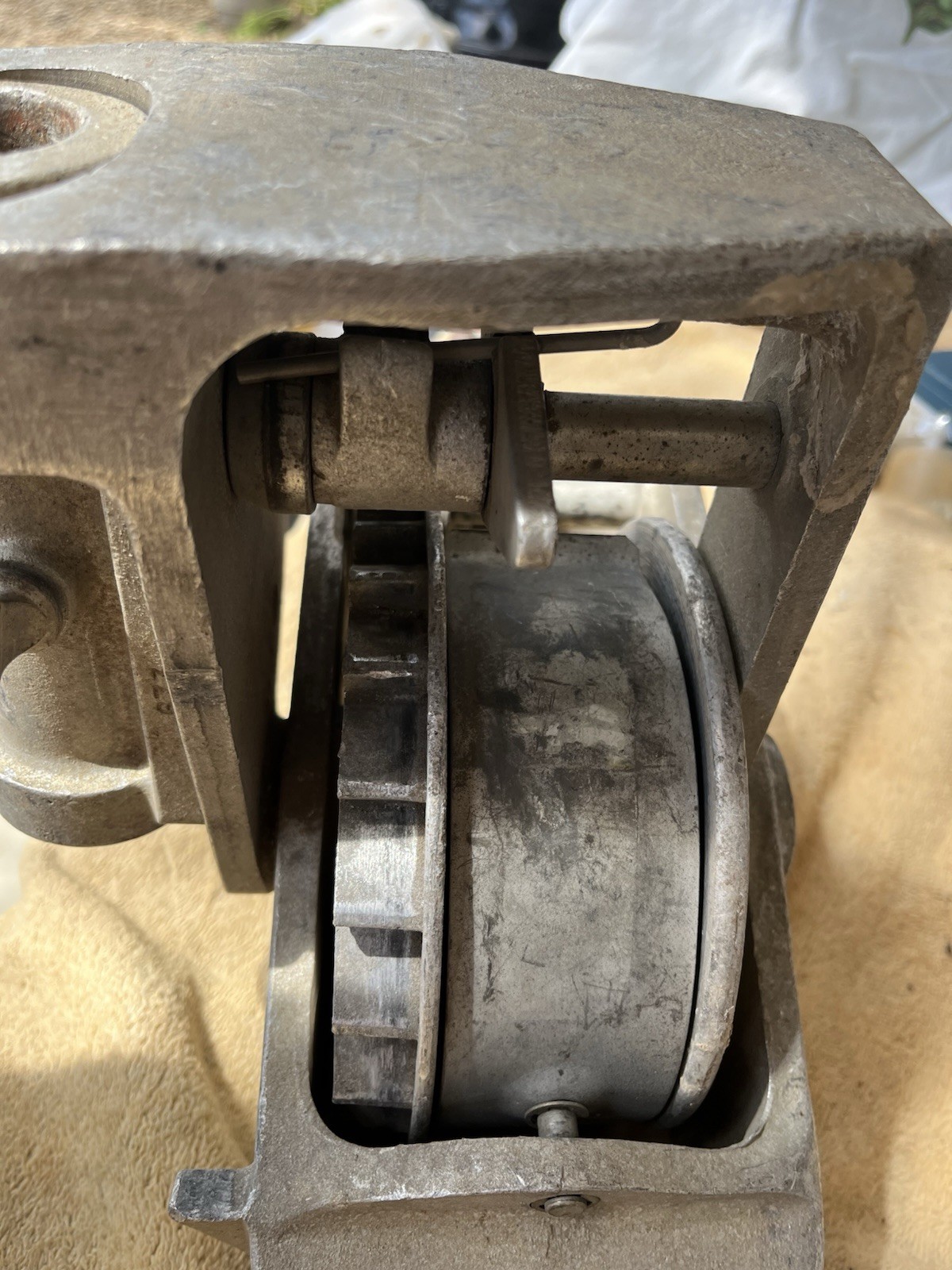 LUG-ALL Model 6000-15 Aluminum Hoist MFG By Lincoln Precision For Lug-All Tested