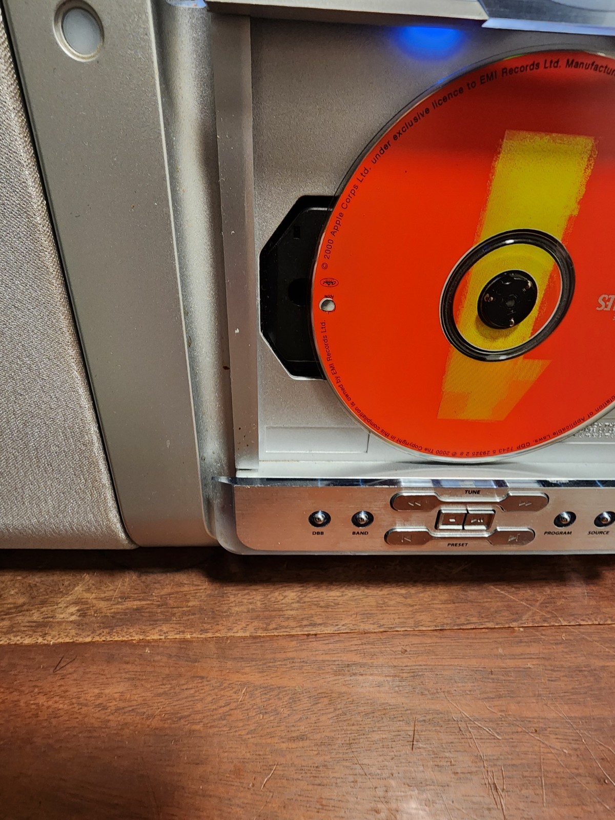 Philips Micro System MC235/37 CD Player AM/FM Radio Stereo No Remote