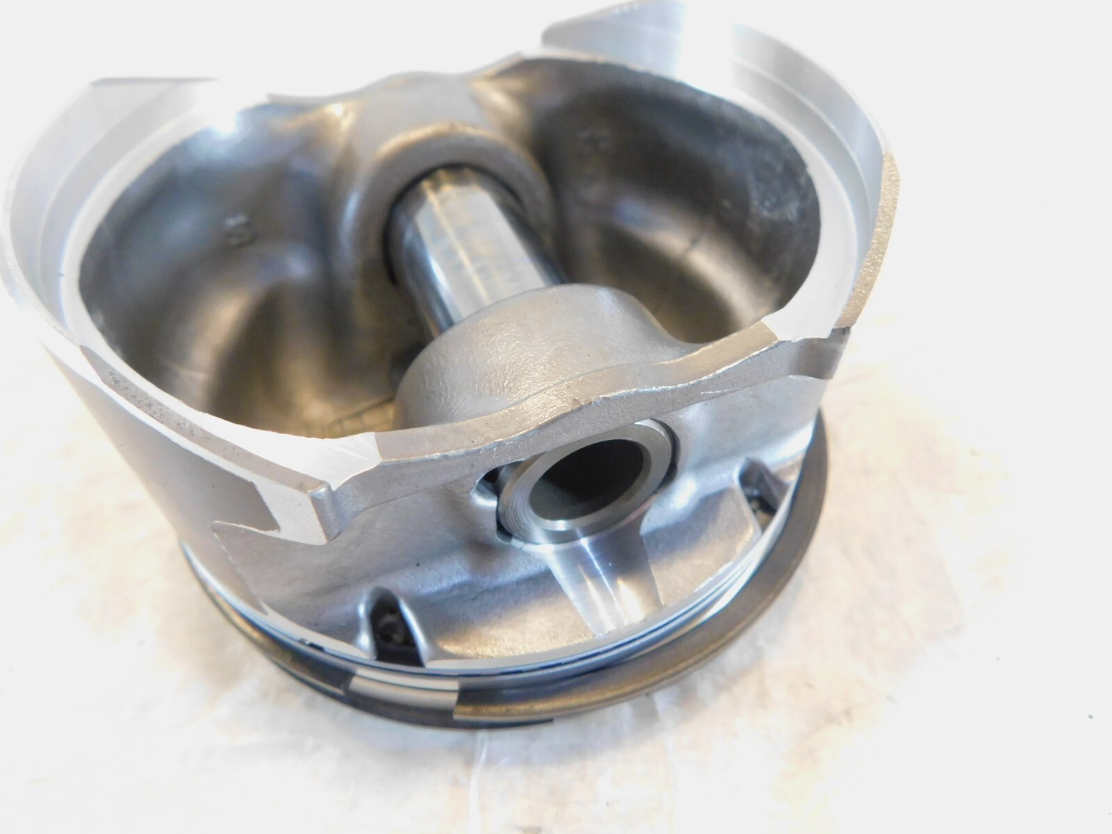 Harley Davidson Sportster 1200 48 Forty-Eight Engine Cylinders Barrel & Pistons