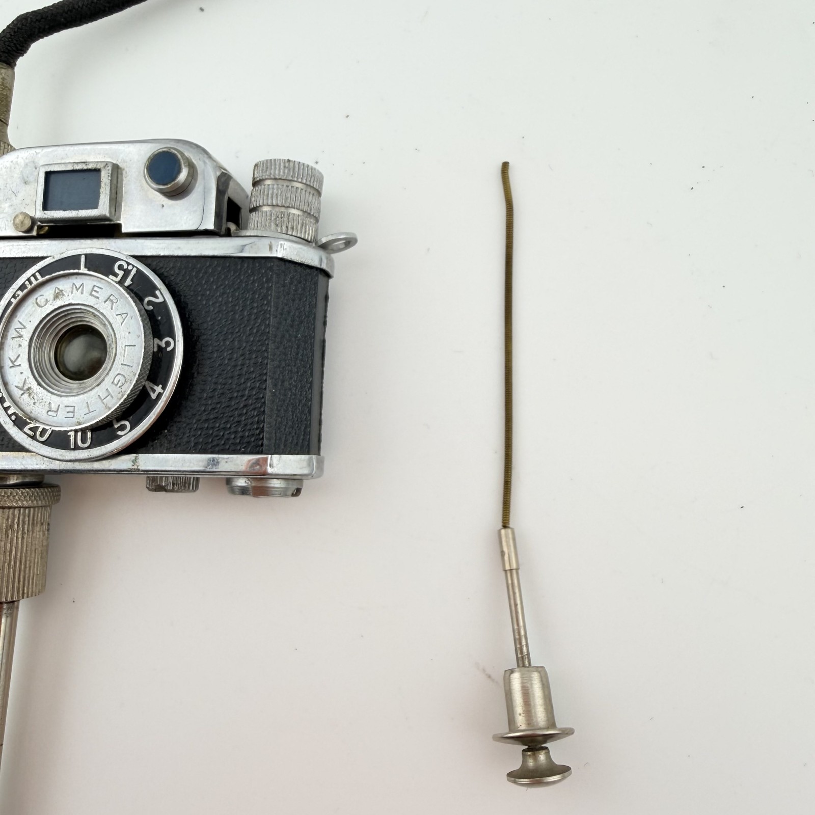 Vintage K.K.W. Camera Lighter Photo-Flash with Tripod & Compass Japan