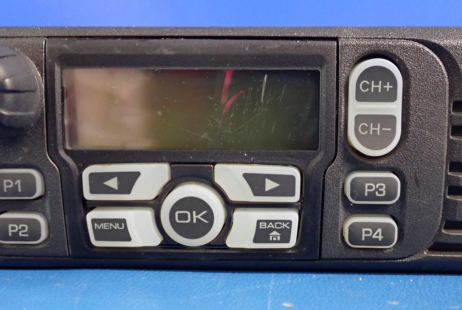 MOTOROLA XPR 4550 Two-Way Radio AAM27TRH9KA1AN